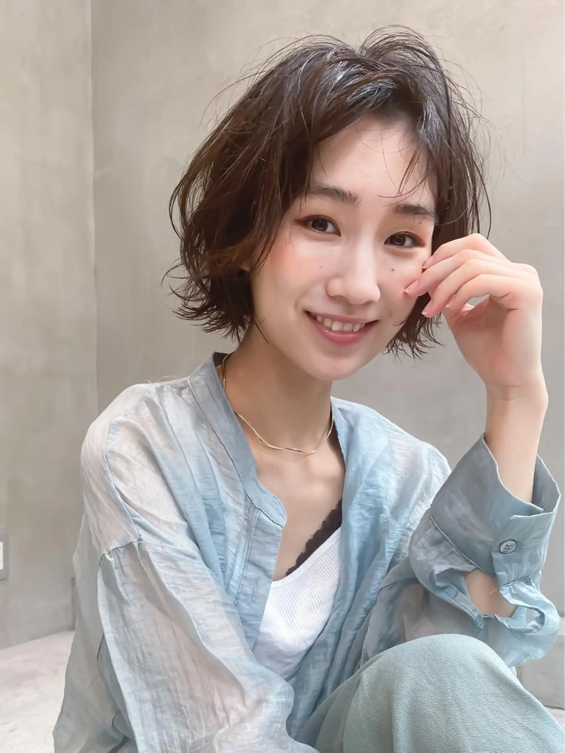 ミディアム カラー グレージュ 地毛風艶カラー🌿 喜多夏海のヘアスタイル