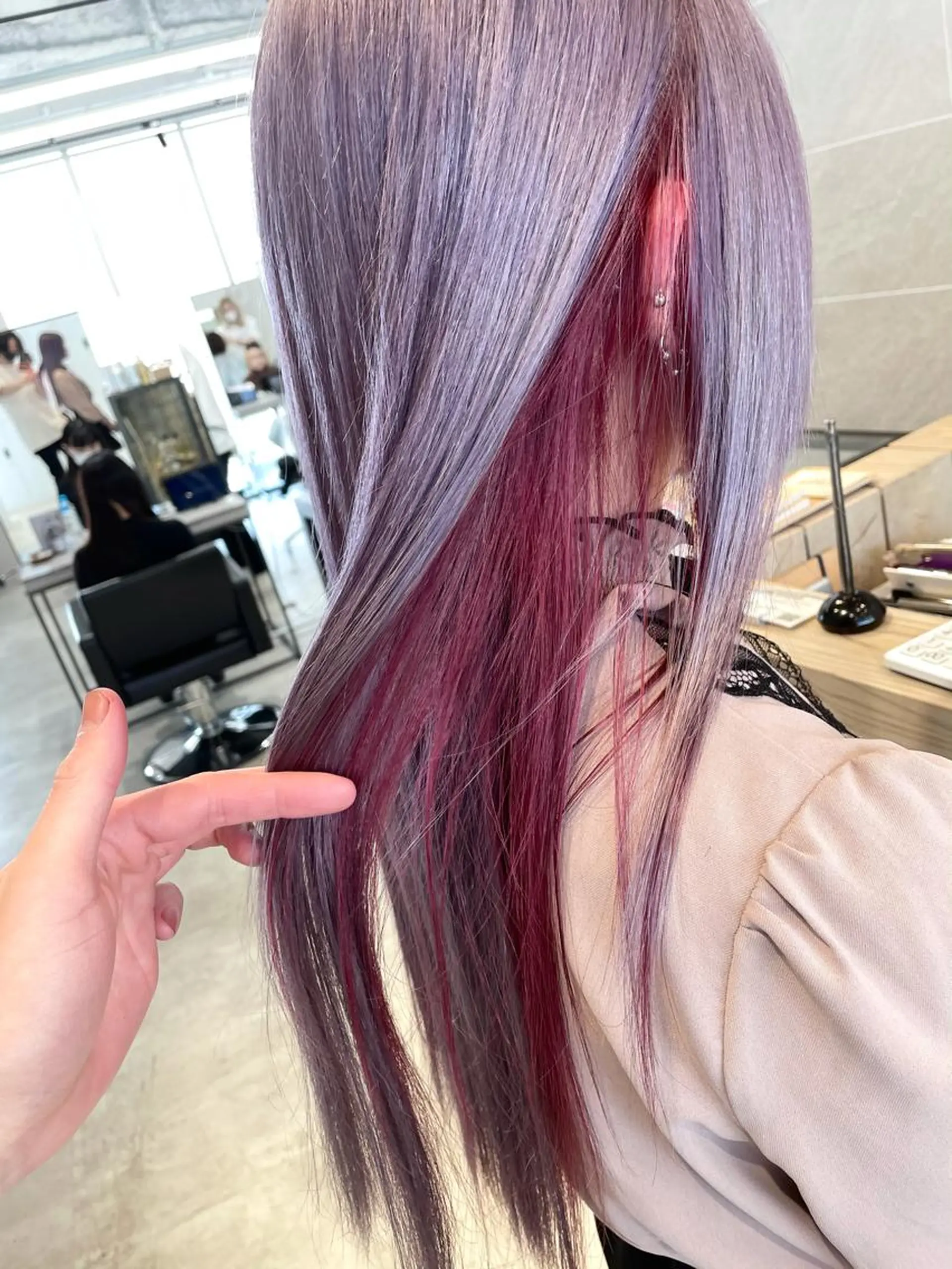 ロング カラー ハイトーン×レイヤー /遠藤将太のヘアスタイル