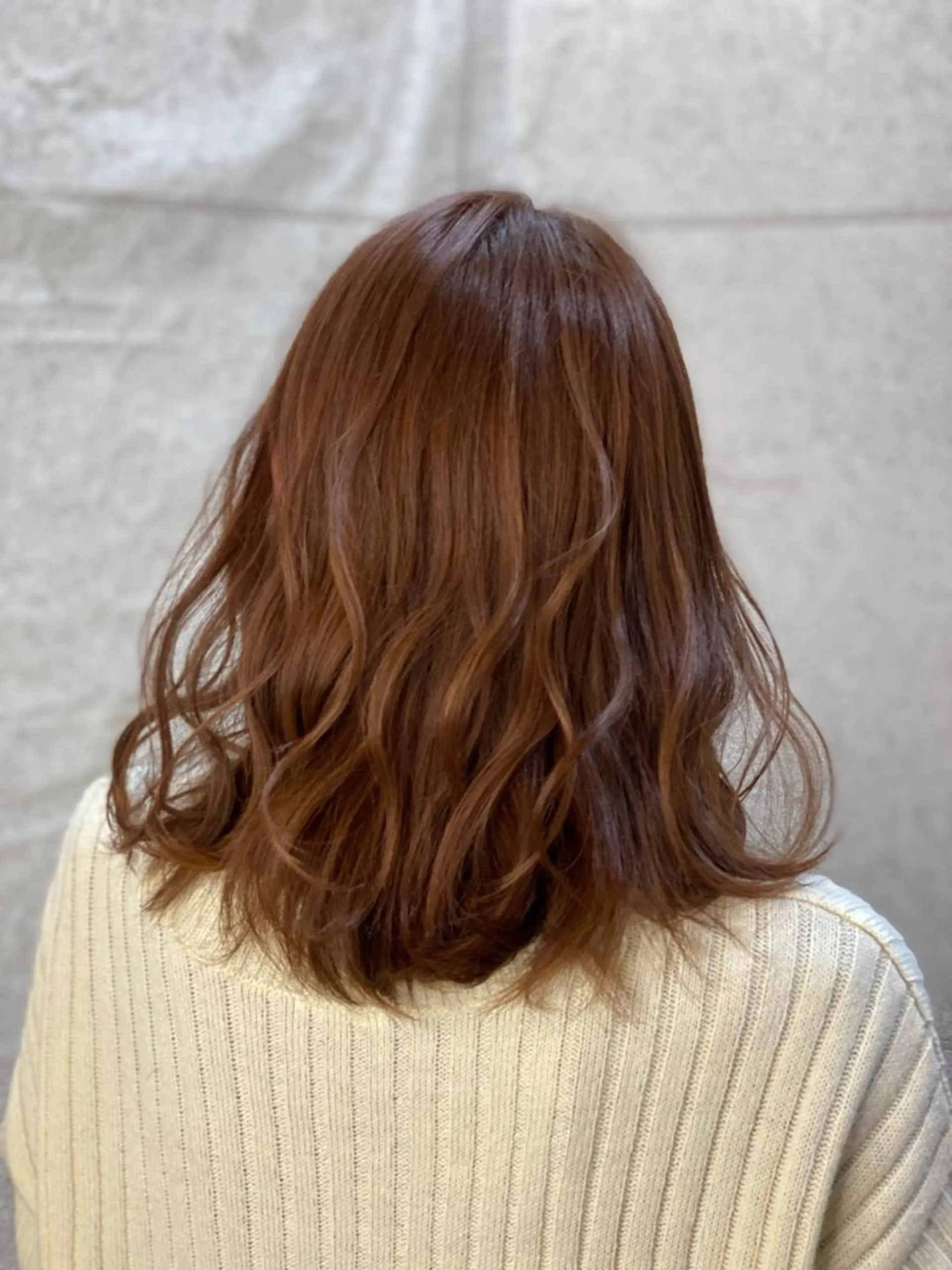 セミロング カット ヘアカラー 長濱 俊のヘアスタイル