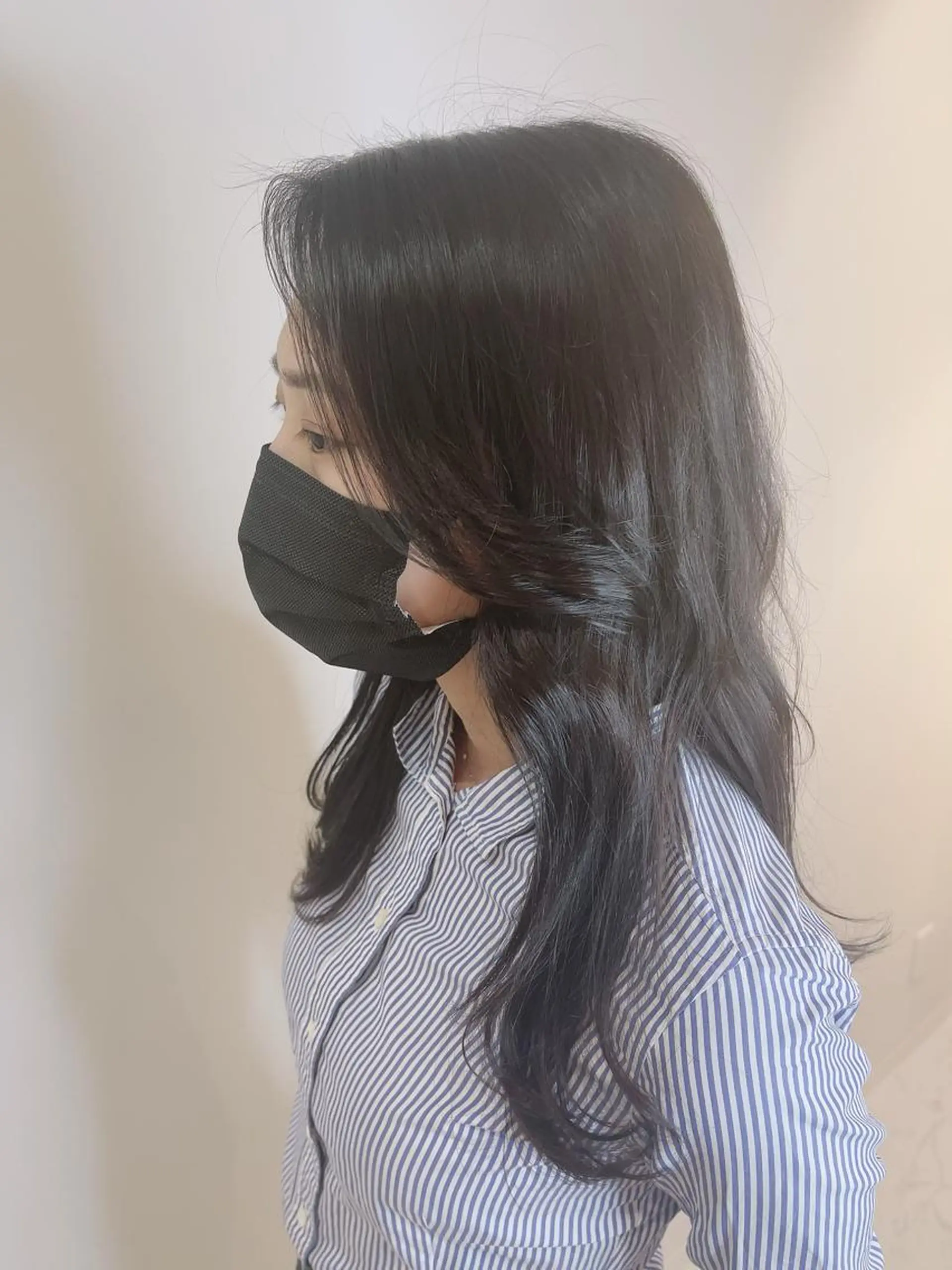 セミロング カラー emi/髪質改善/ 韓国風/艶カラーのヘアスタイル