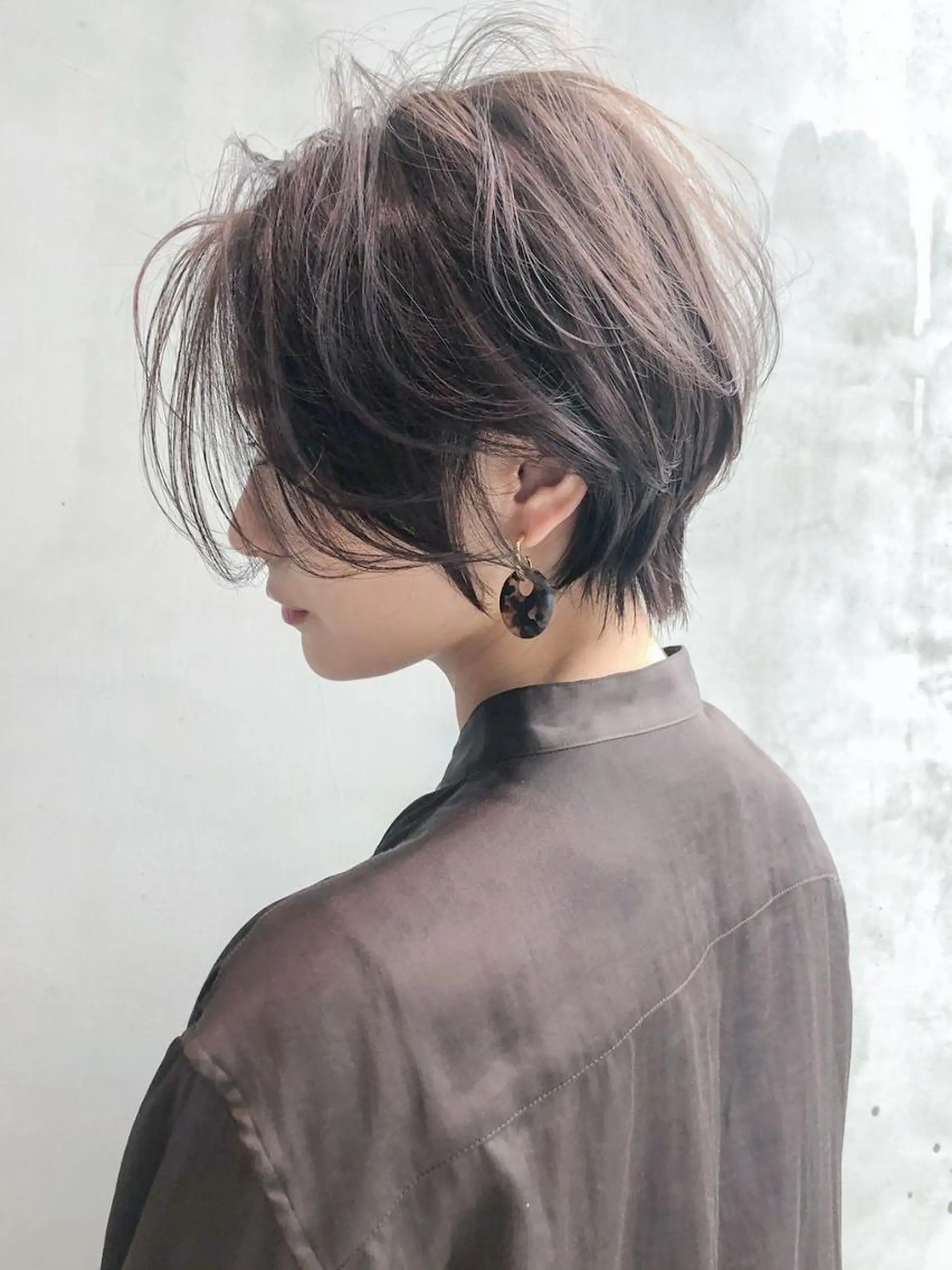 ショート カラー パーマ ヘアアレンジ グレージュ ショートヘア カット ITbyALBUM 松戸のヘアスタイル