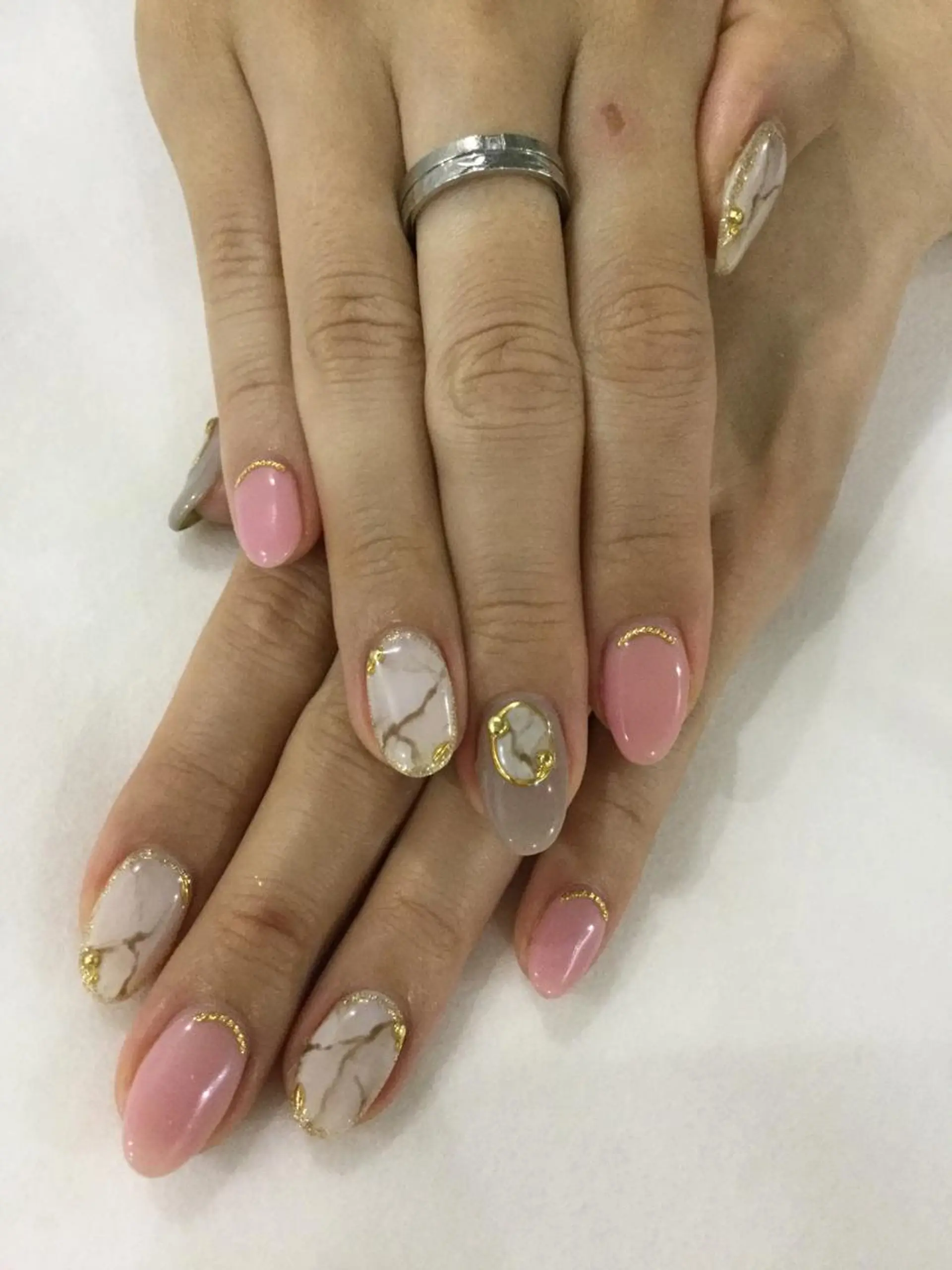 ネイル 💎🐰 saki. m 🐰💎のネイルデザイン