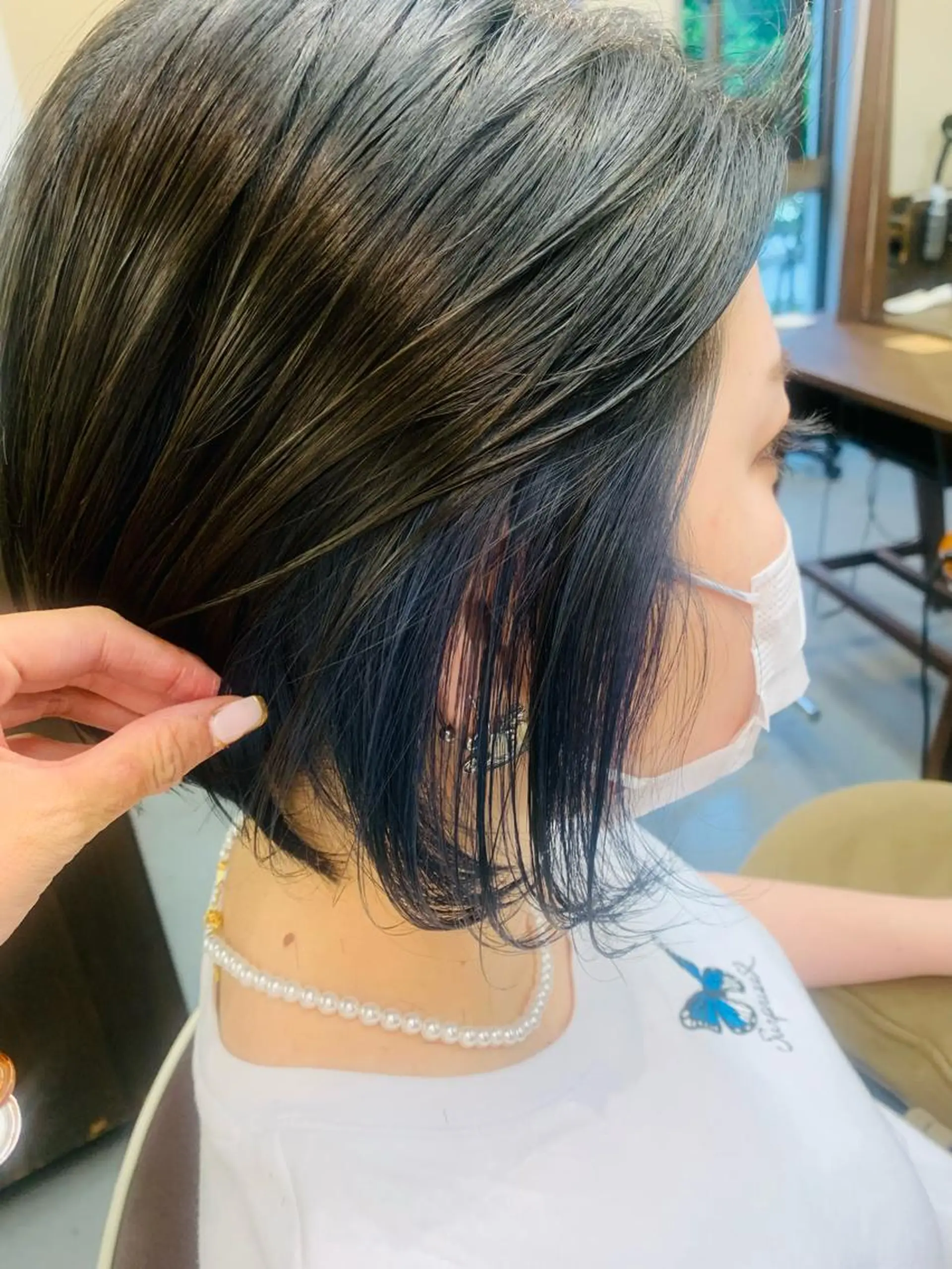 カラー ブリーチ ブルーカラー インナーカラー ヘアカラー トリートメント 【髪質改善🌿】木本 志歩のヘアスタイル