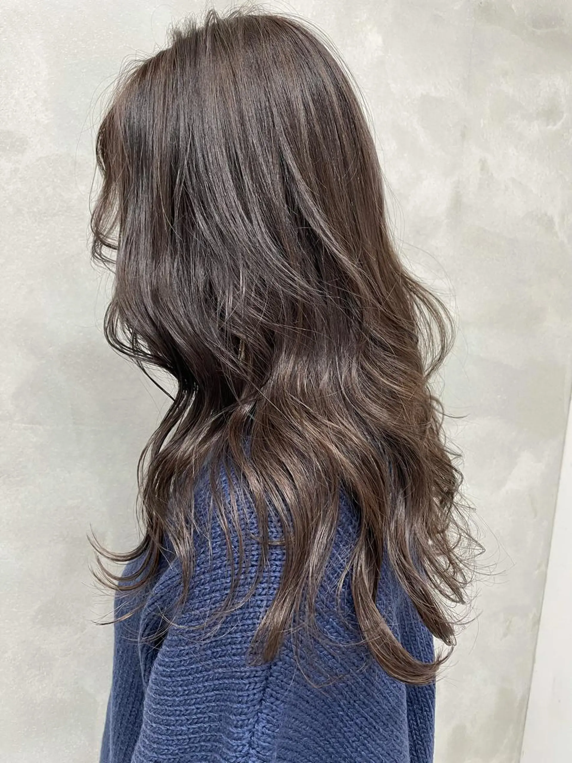 ロング カラー 狩野 羅夢のヘアスタイル