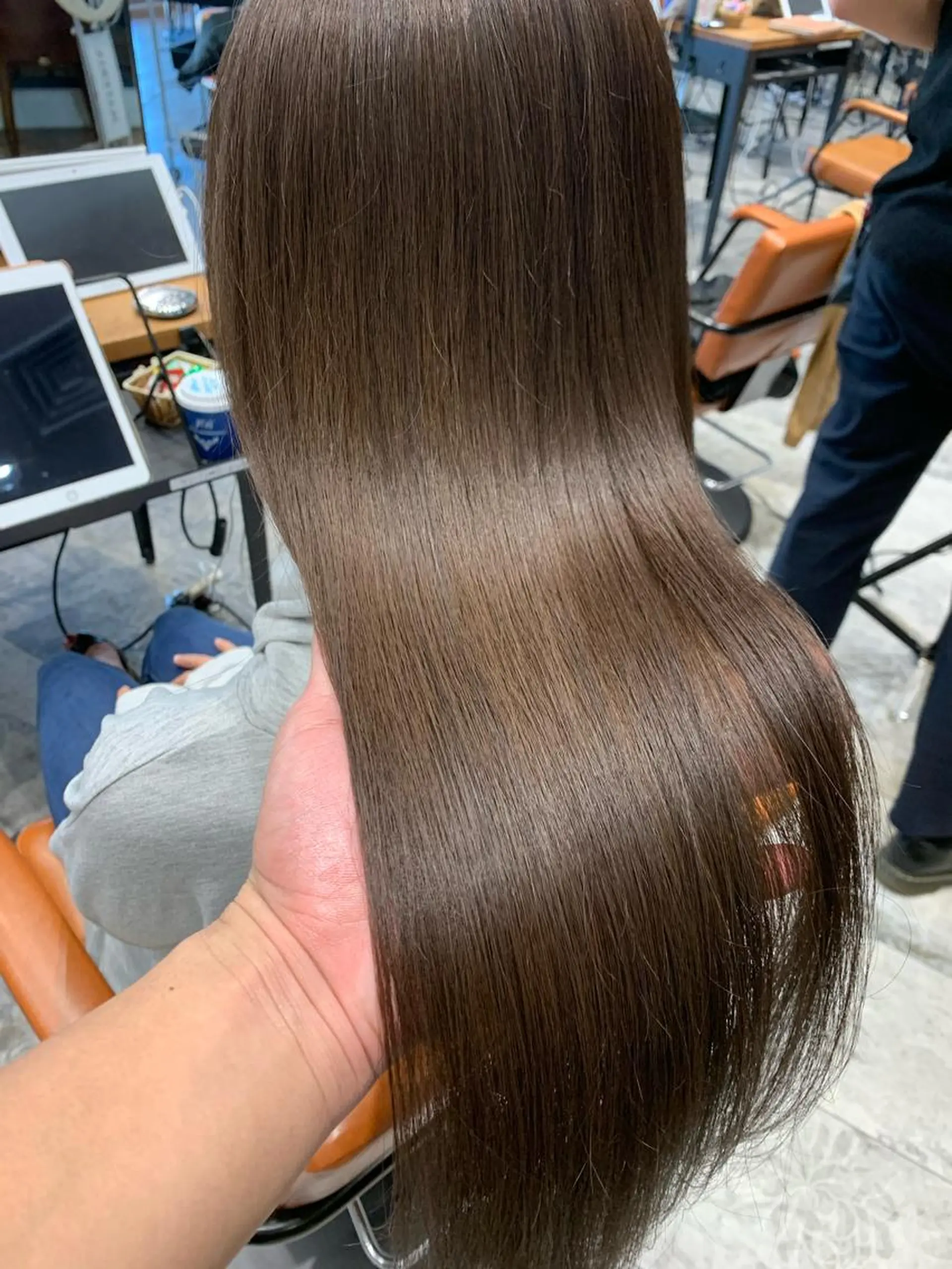 ミディアム 小顔カット 山菅 光明のヘアスタイル