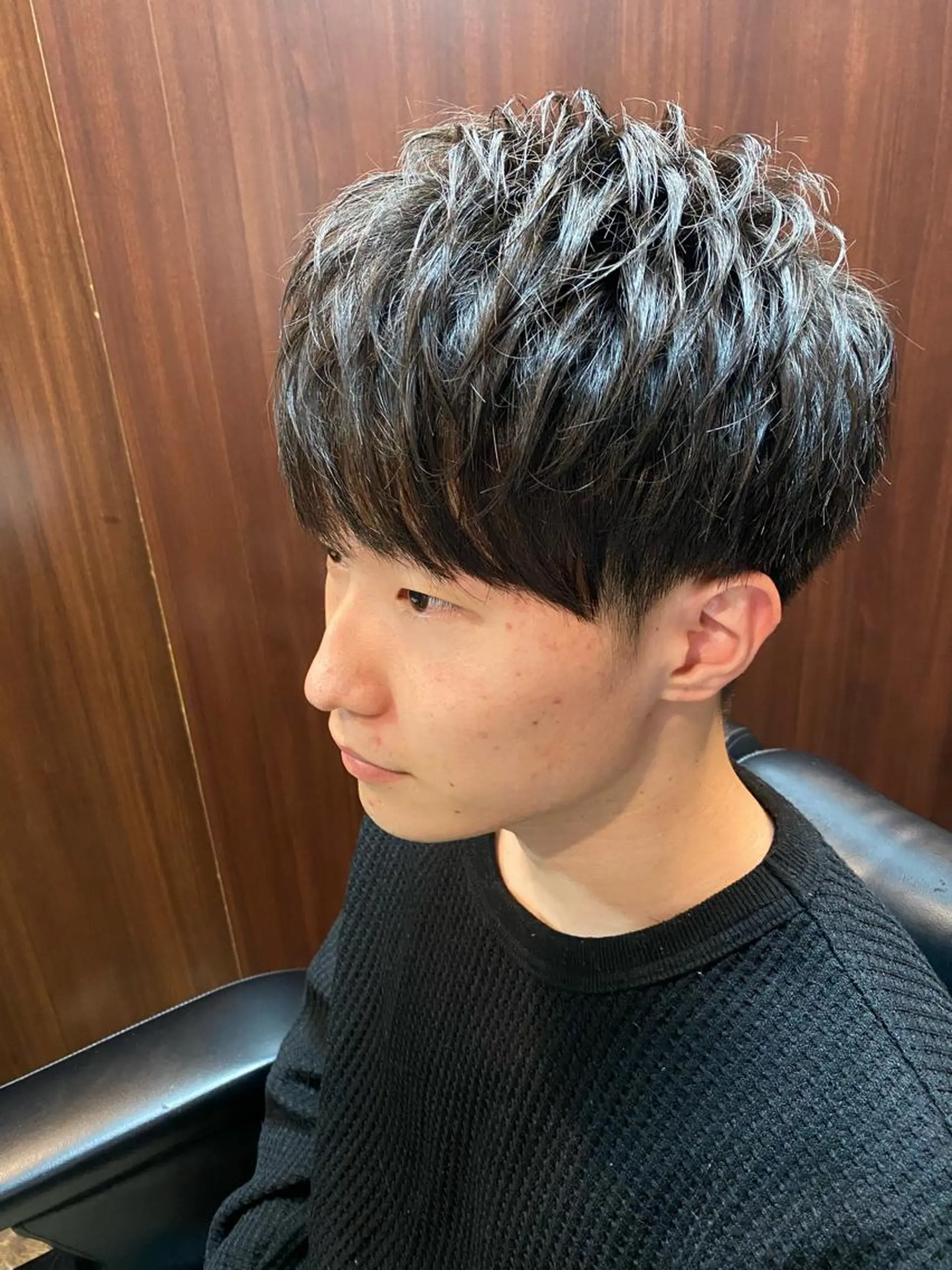ミディアム メンズ ヒロ銀座ヘアーサロン BARBER SHOP広島本店所属・岡本 宗士のヘアスタイル