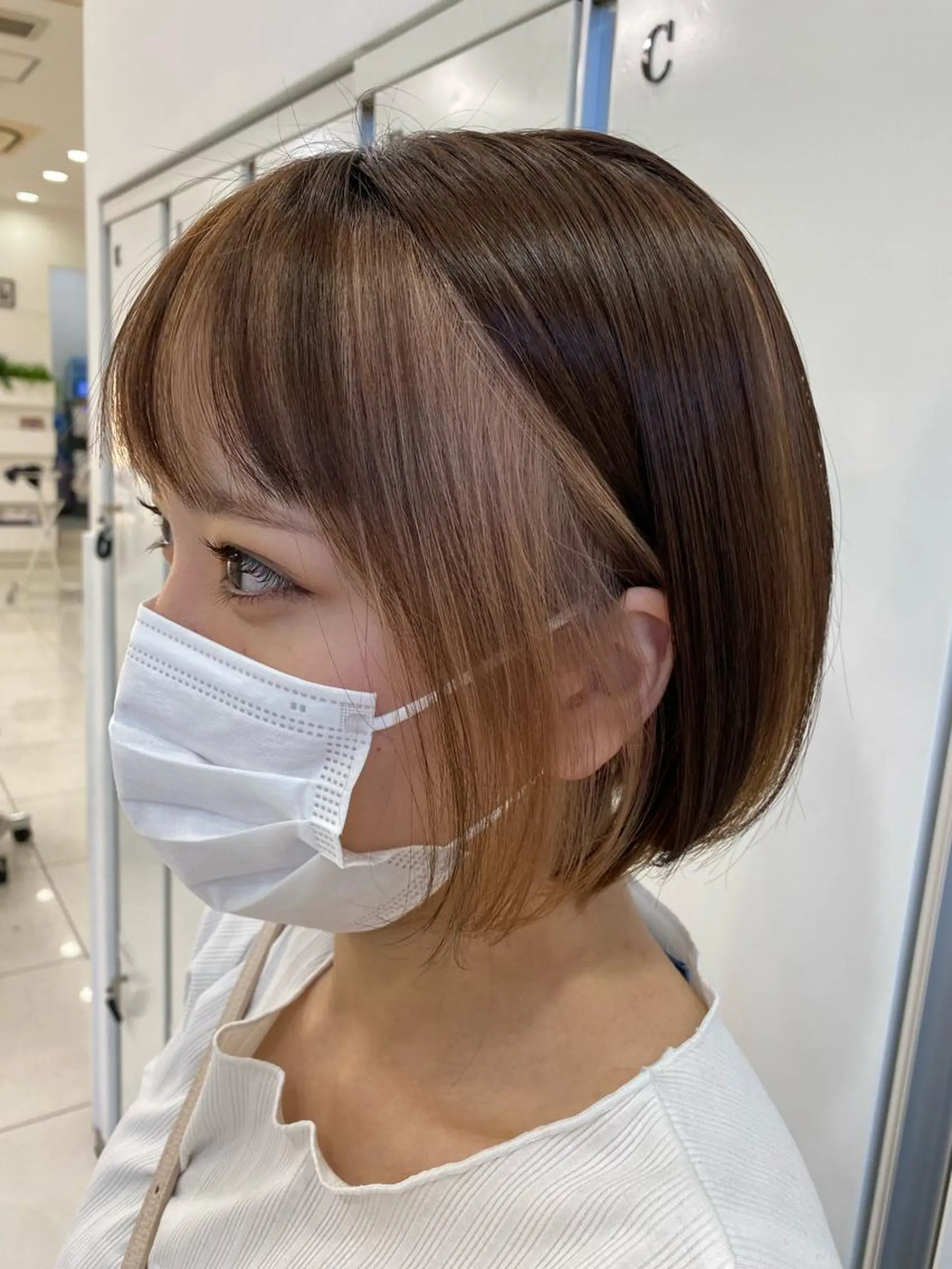 カラー ミストバング ブリーチ  フェイスフレーミング ヘアカラー 竹下 勝也のヘアスタイル