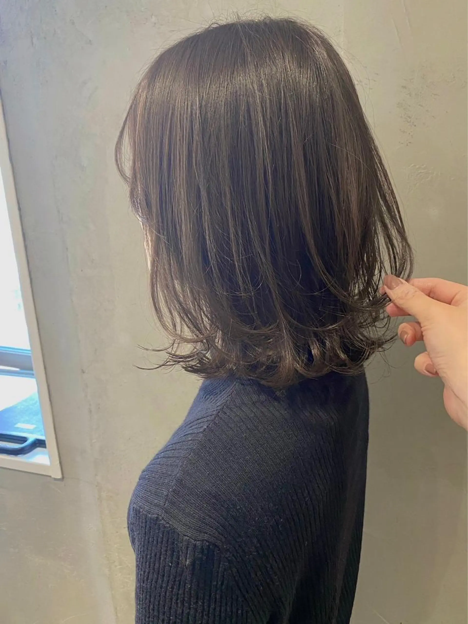 セミロング カラー ヘアアレンジ ヘアカラー 中村 彩乃のヘアスタイル
