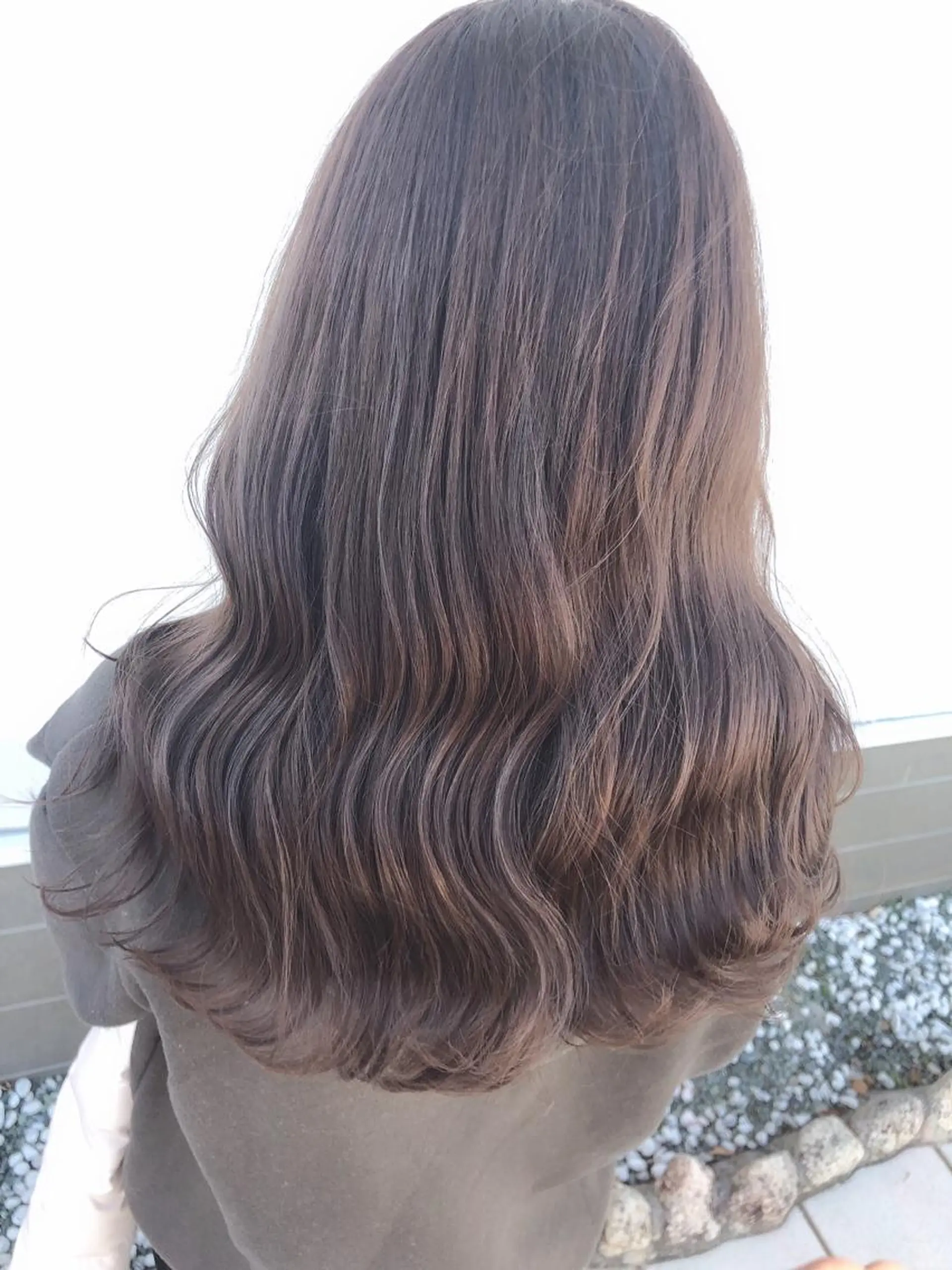 セミロング カット ヘアカラー トリートメント 具志 正太のヘアスタイル
