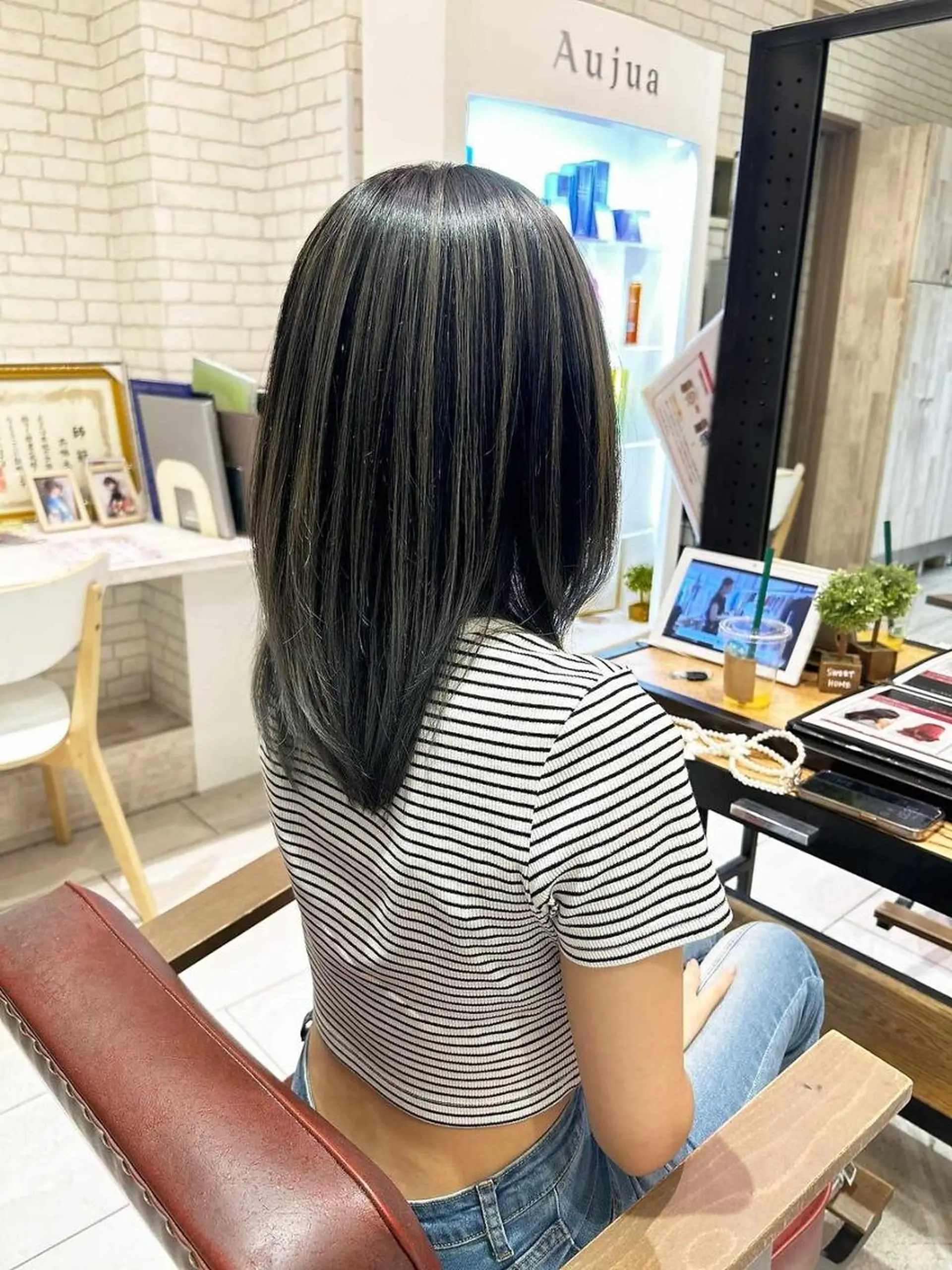 セミロング カラー 尾森紳哉💎透明感/ デザインカラーのヘアスタイル