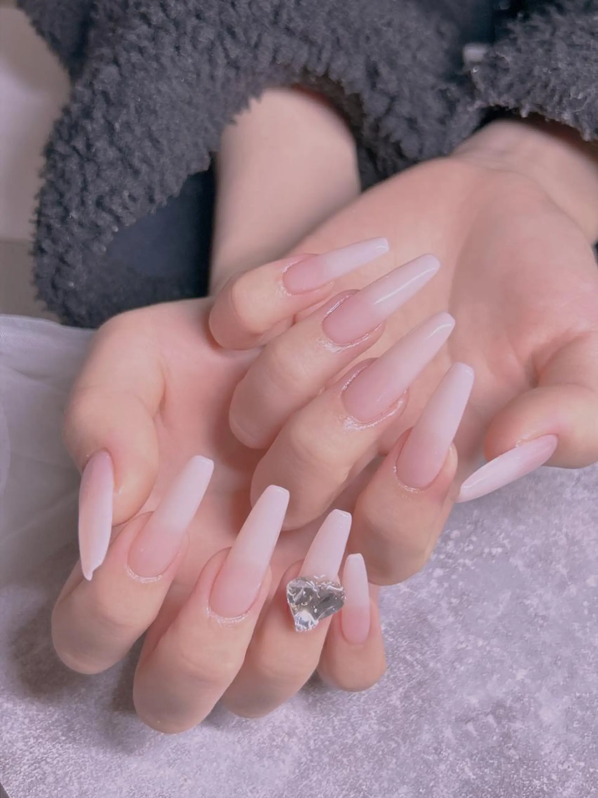 ネイル ストーンネイル ハンドネイル 長さだし専門店 M2　rikaのネイルデザイン