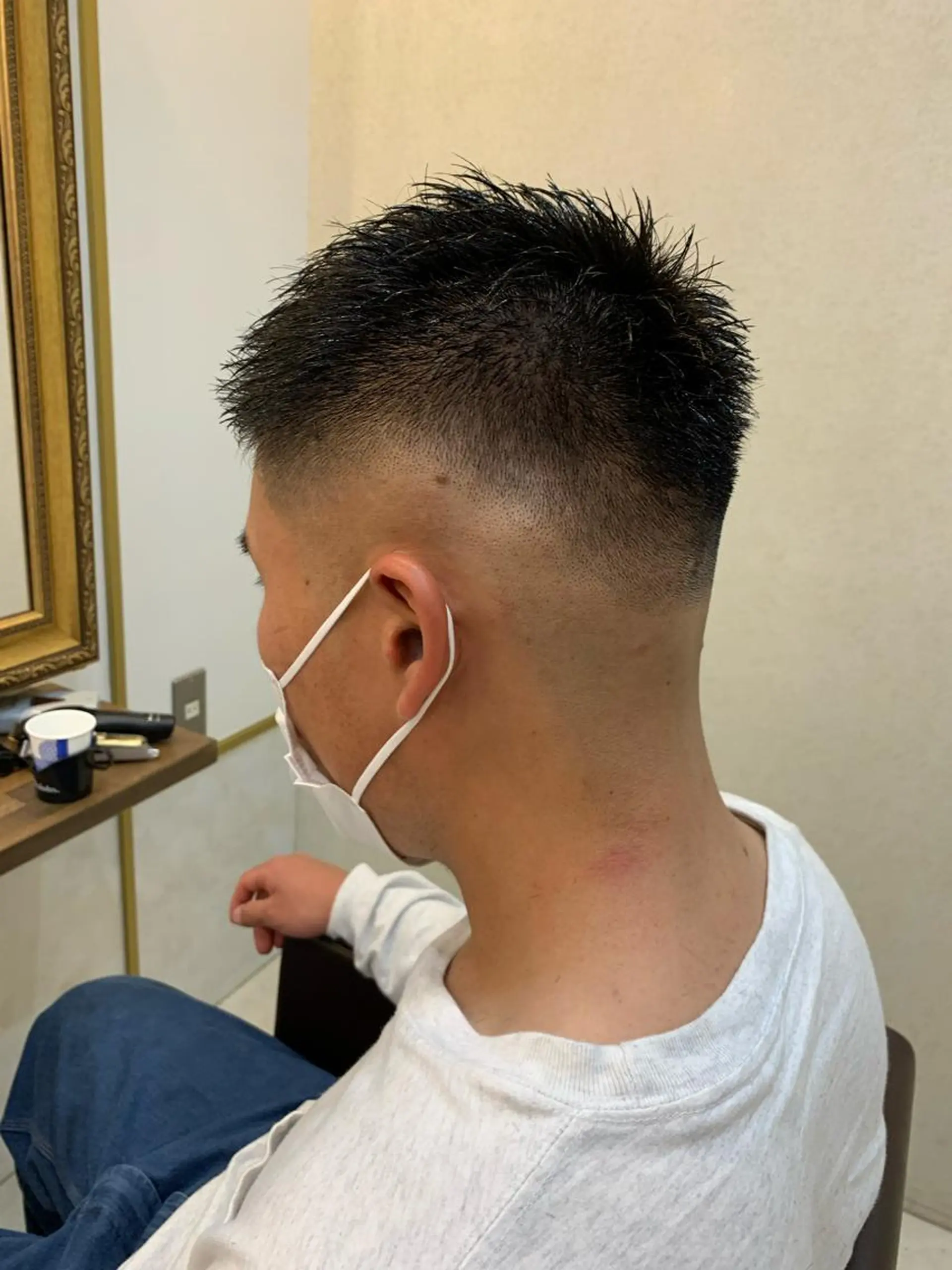 ショート メンズ フェードカット スキンフェード 土屋 竣奨のヘアスタイル