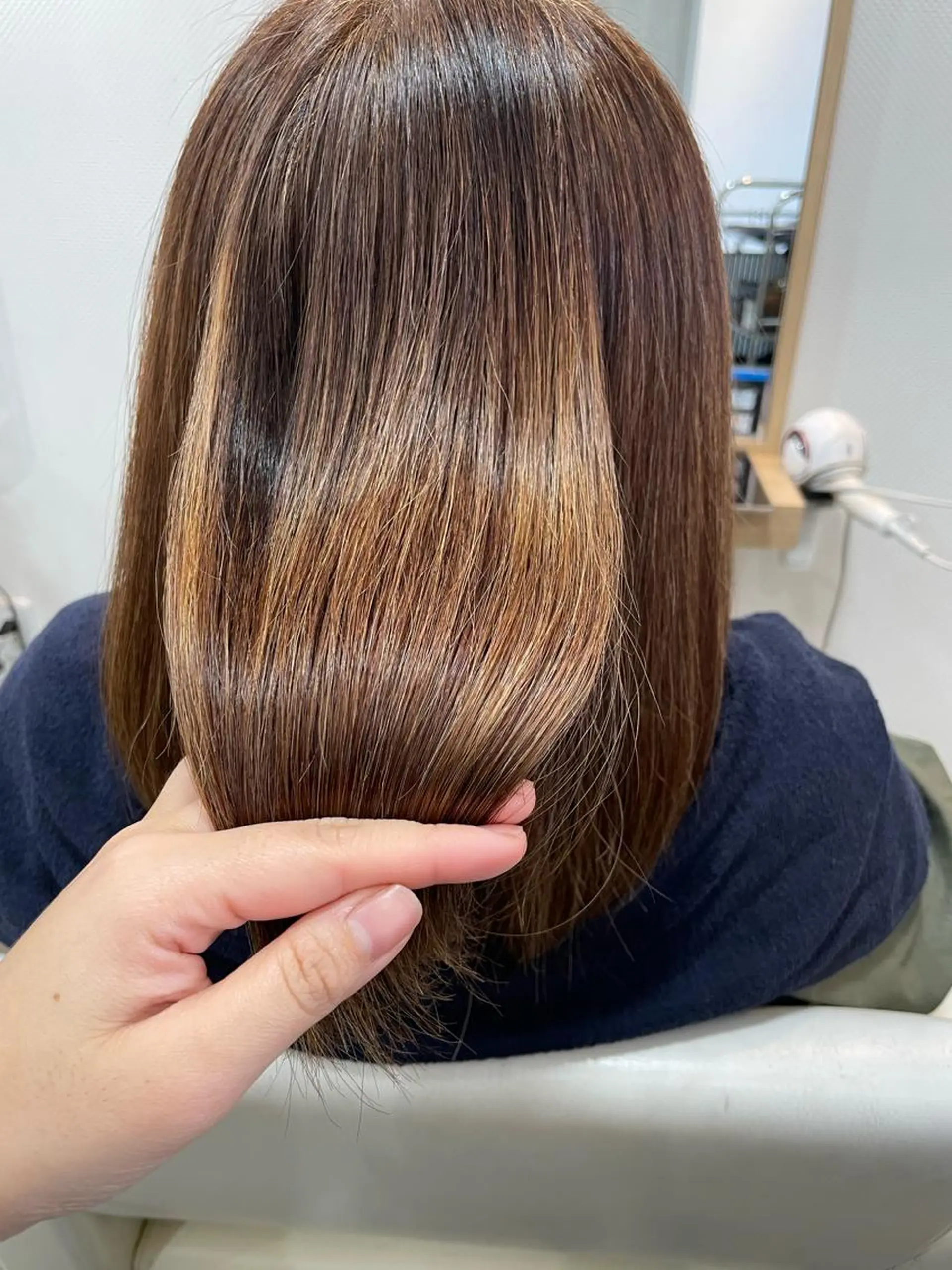 ミディアム カット ヘアカラー トリートメント N°rico川喜田 里衣のヘアスタイル