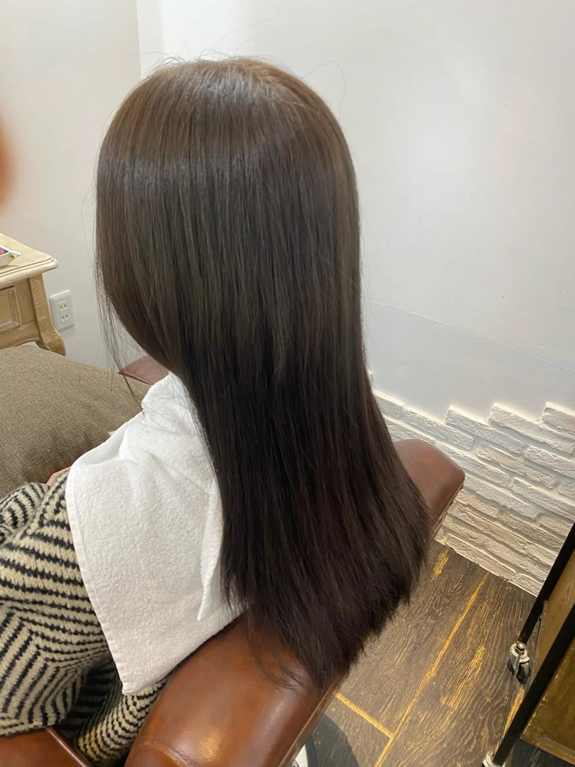 ロング カラー オリーブグレー パーマモデル募集中 渥美翔人のヘアスタイル