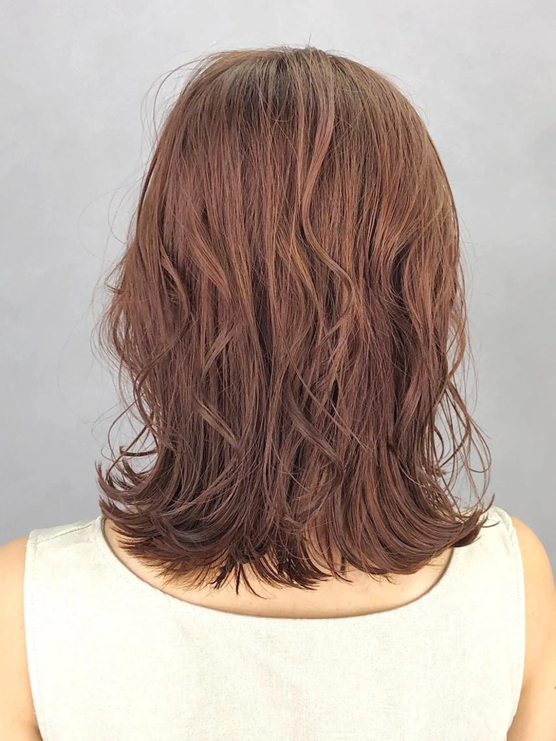 ミディアム カラー パーマ ヘアアレンジ アプリコットブラウン ブラウンカラー ITbyALBUM 浦和店のヘアスタイル
