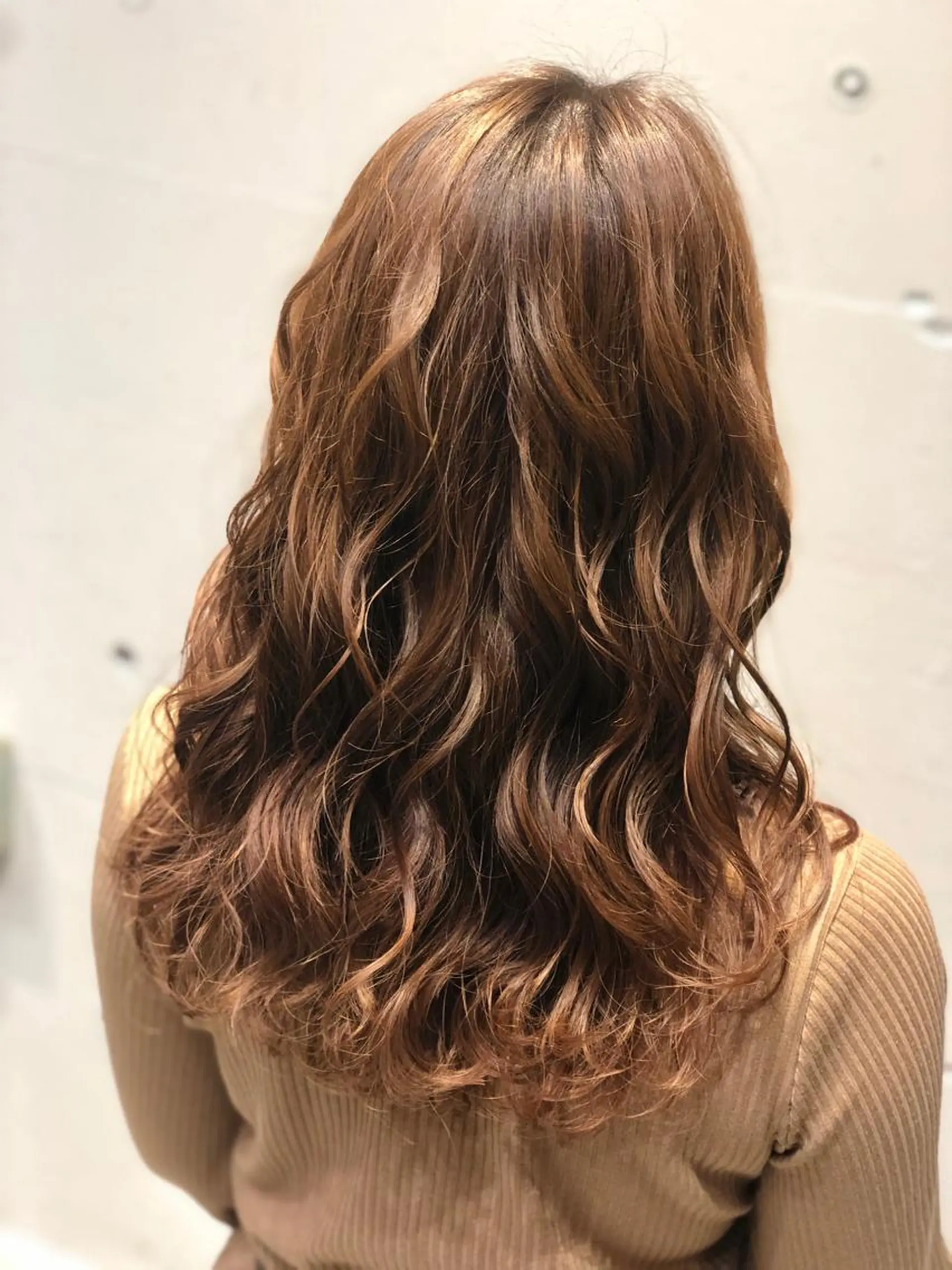 ロング kawamoto akaneのヘアスタイル