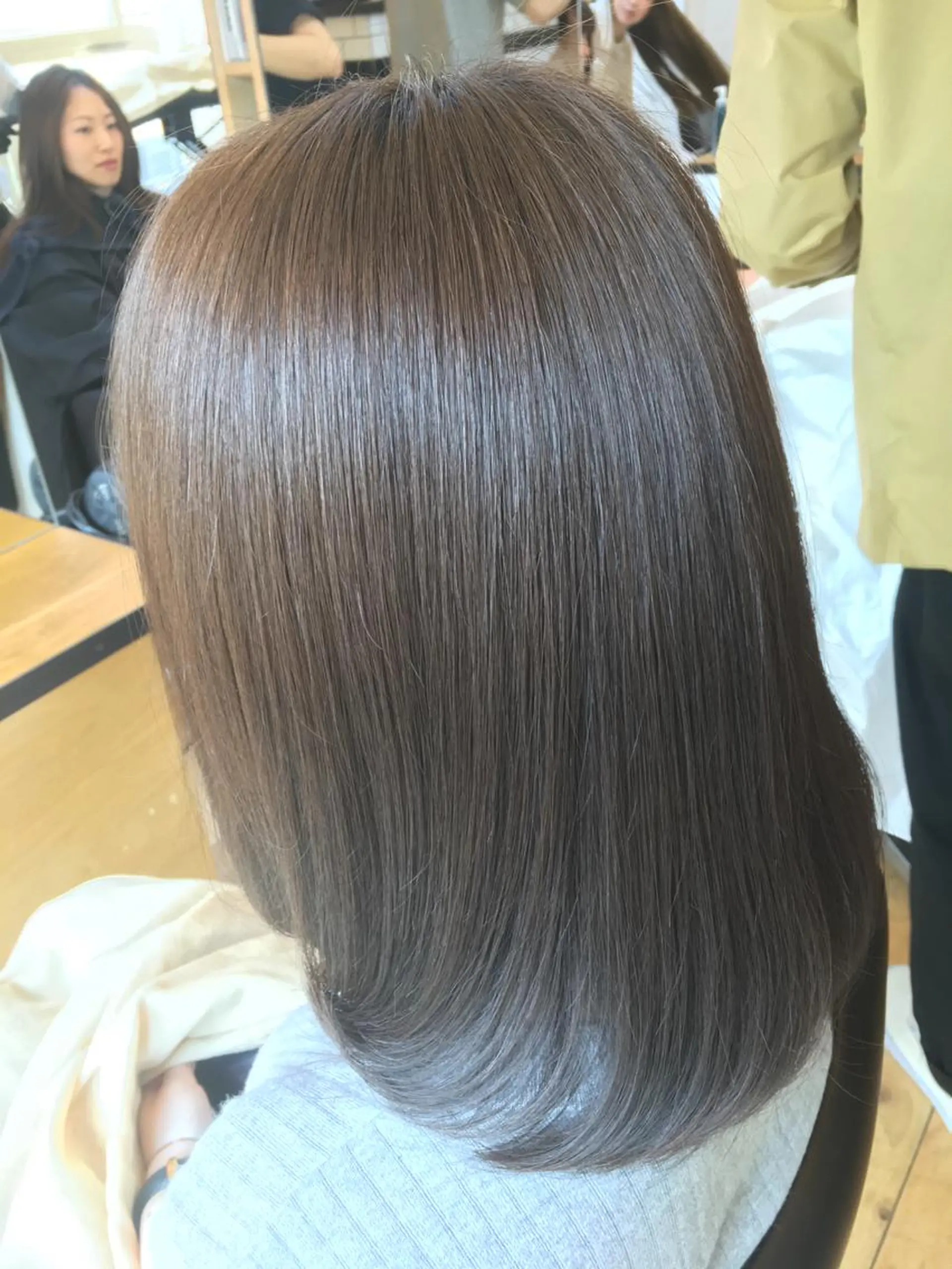 ミディアム カラー メンズ眉毛ITSUK Iメンズ専門　新宿の眉毛・アイブロウイメージ