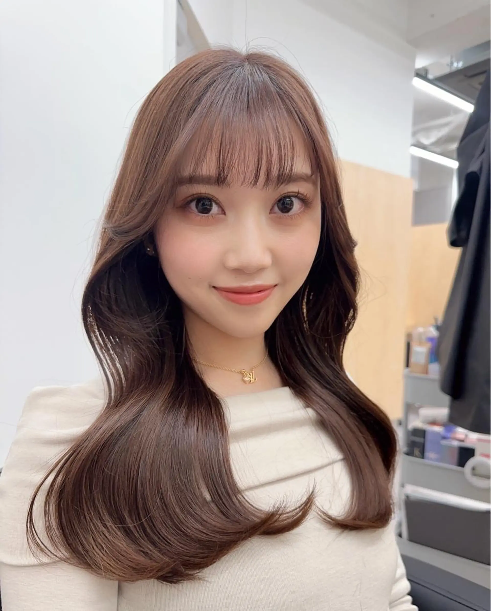 セミロング カラー ヘアアレンジ カット ヘアカラー トリートメント ヘアセット モテ髪💛美髪矯正 ✨艶髪特化🫧山根のヘアスタイル