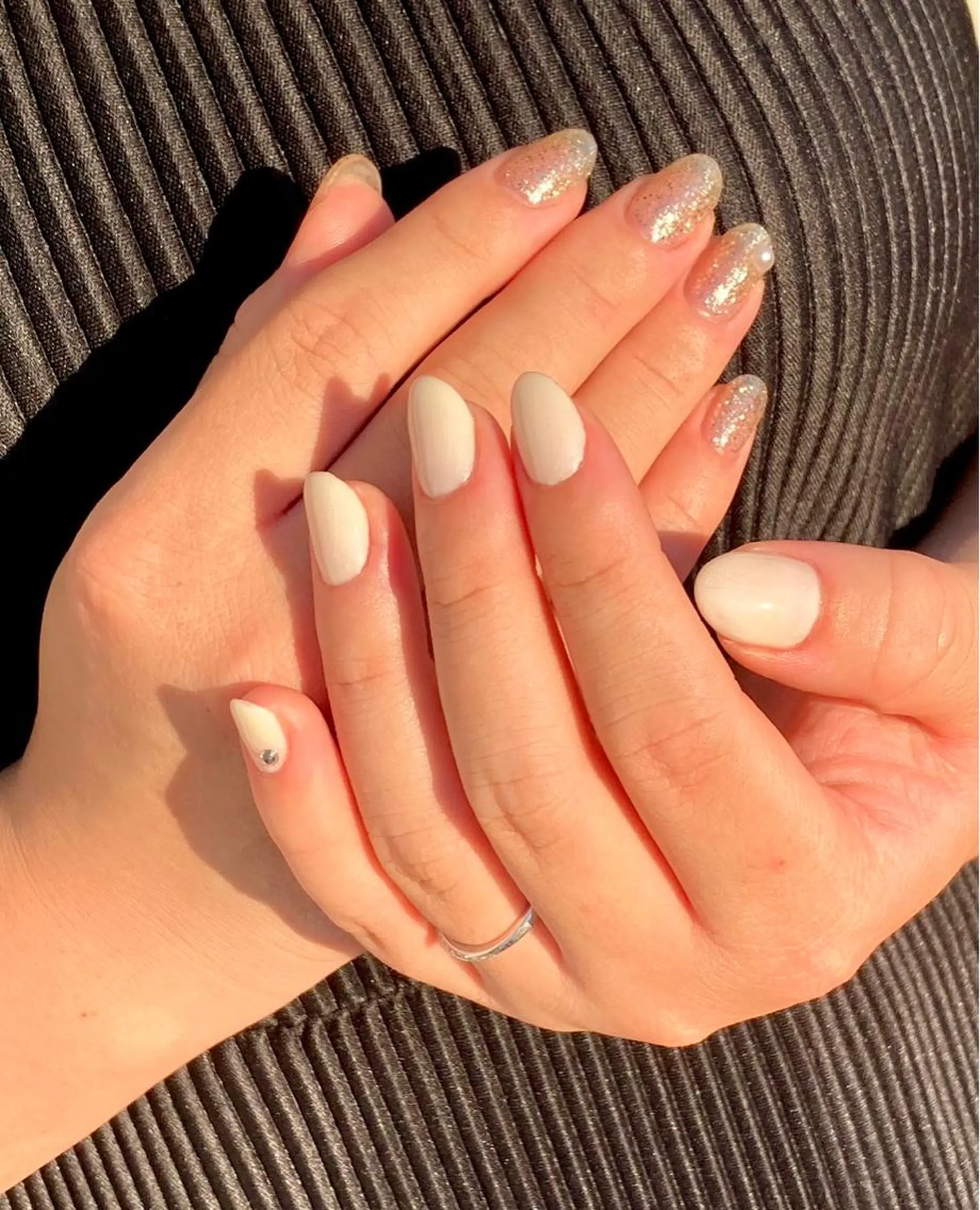 ネイル ストーンネイル ハンドネイル ハンドケア Belle ネイル& ホワイトニングサロンのネイルデザイン