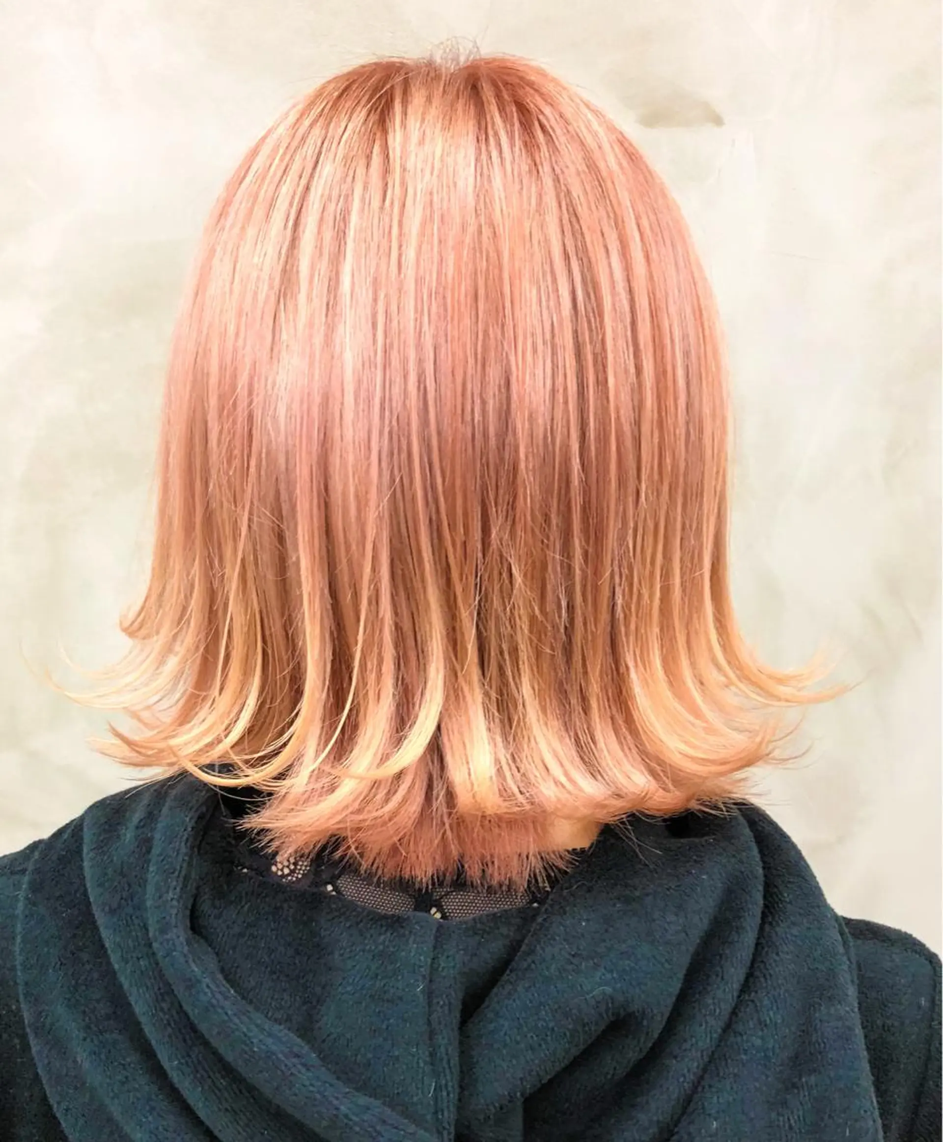 カラー ベージュカラー オレンジ オレンジベージュ ショート・ボブ 徳竹淳一のヘアスタイル