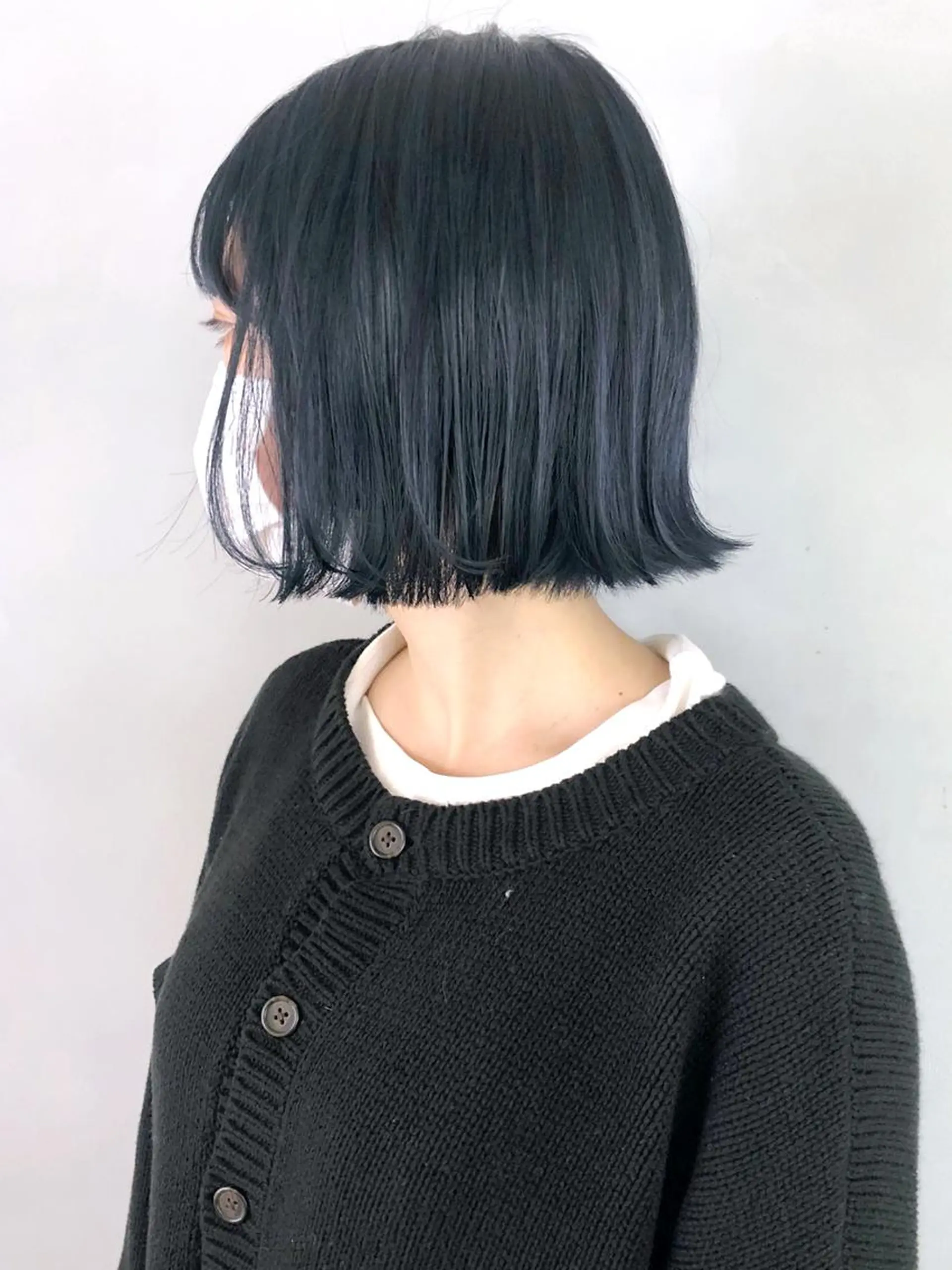 ミディアム カラー パーマ ヘアアレンジ 黒髪 ブルーカラー ブルーブラック ITbyALBUM 浦和店のヘアスタイル