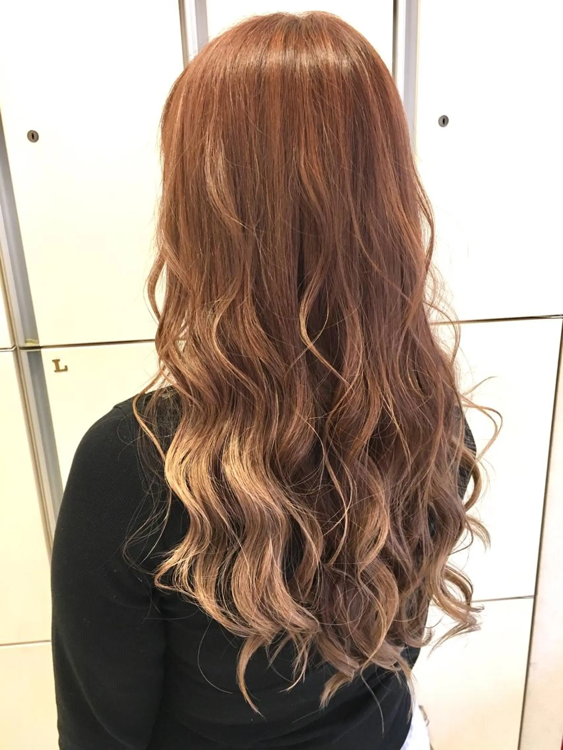 ロング カラー グラデーションカラー ヘアカラー トリートメント 髪質改善/美髪矯正 マネージャー福永のヘアスタイル