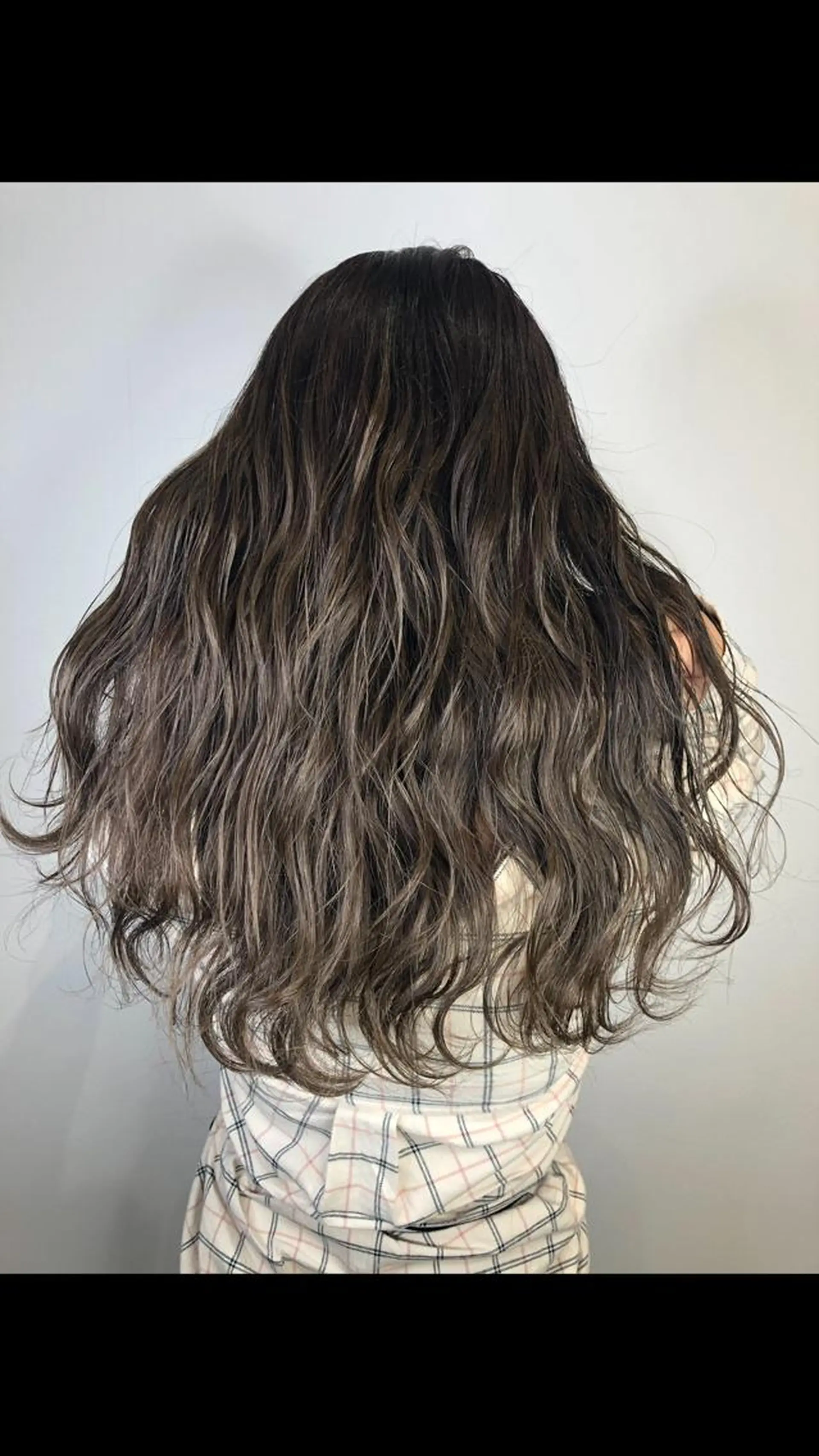 ロング カラー 鍵谷 公宏のヘアスタイル