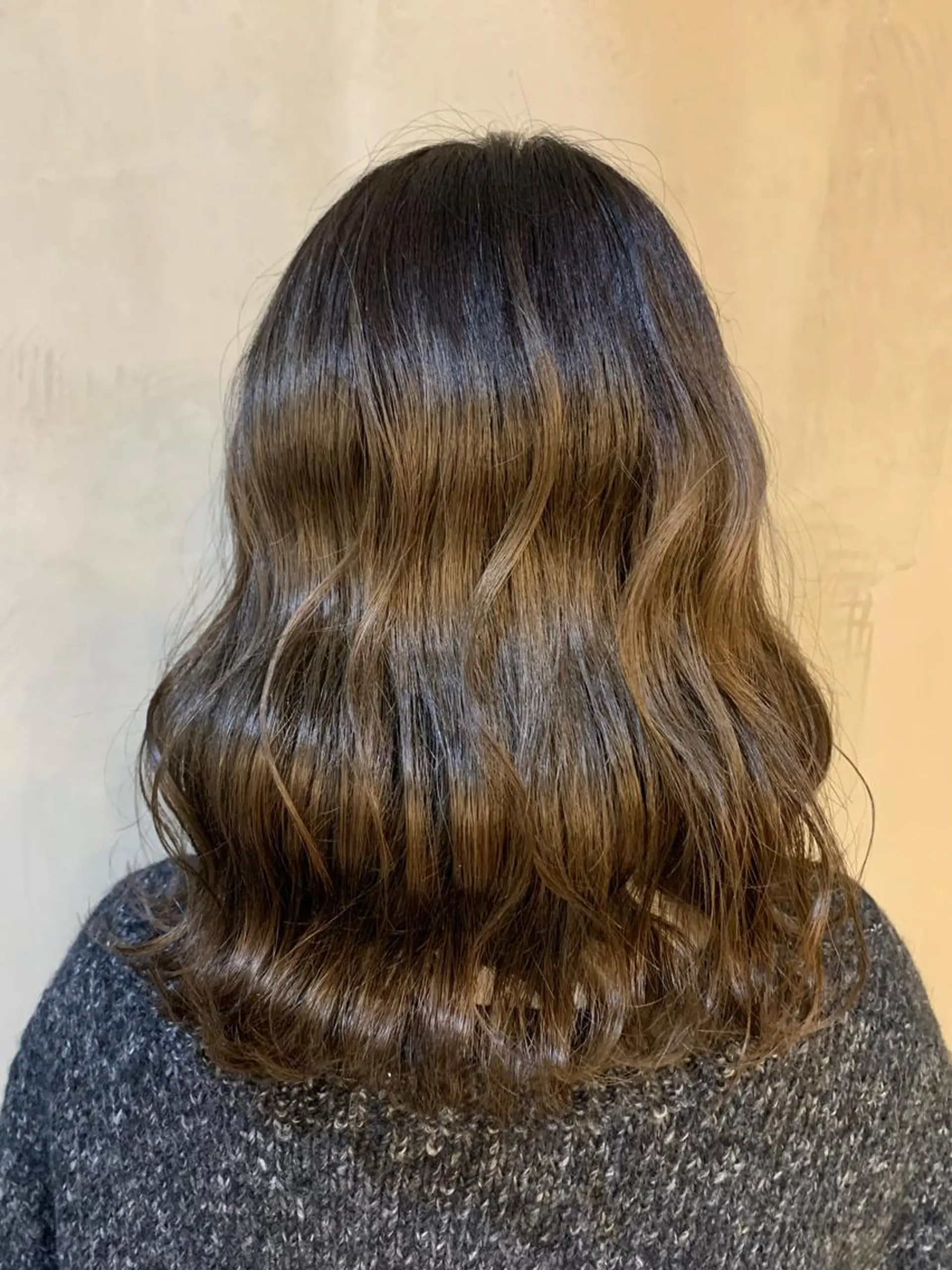 ミディアム 齋藤 みさきのヘアスタイル