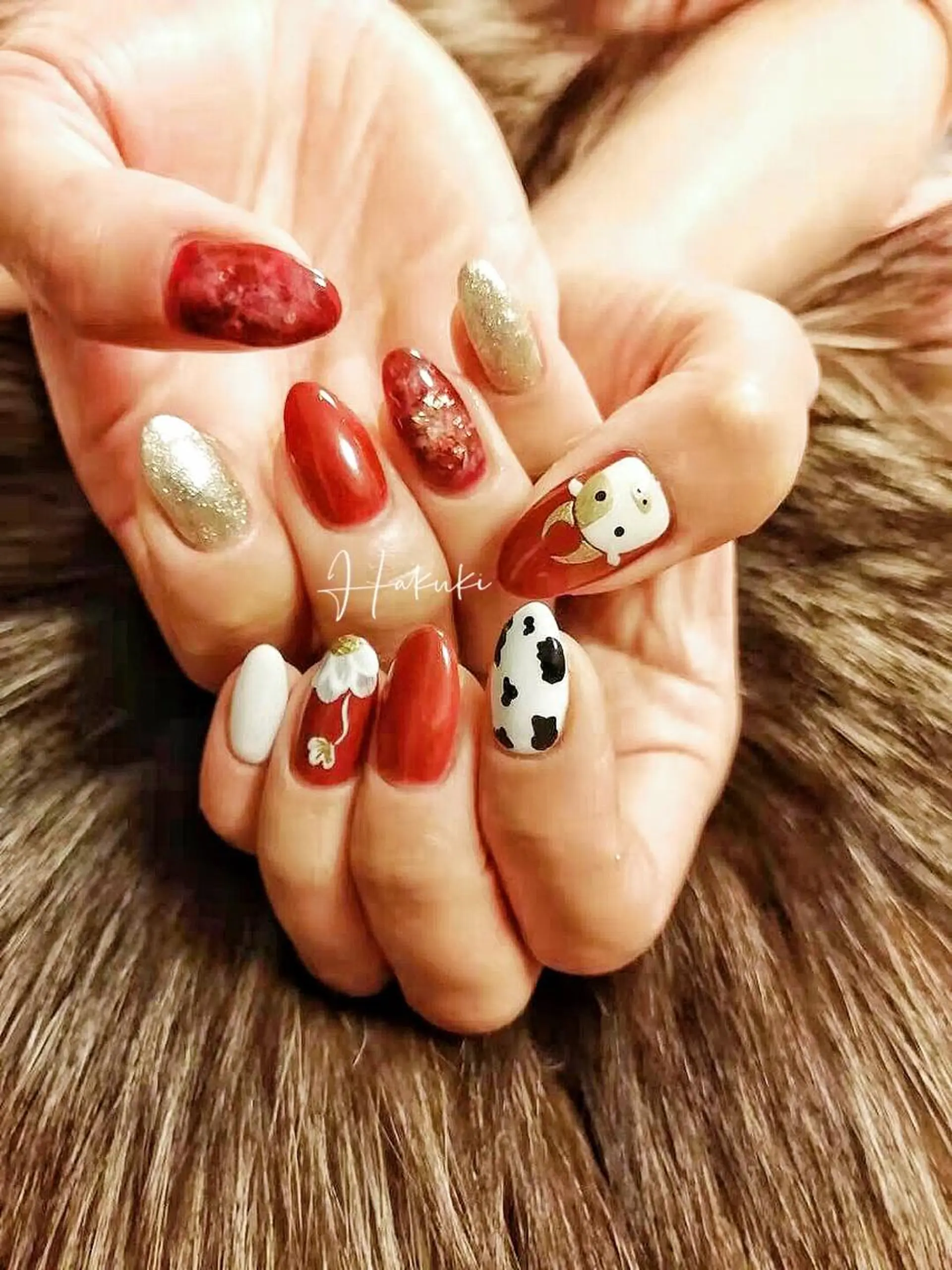ネイル ハンドネイル ハンドケア ハク キのネイルデザイン