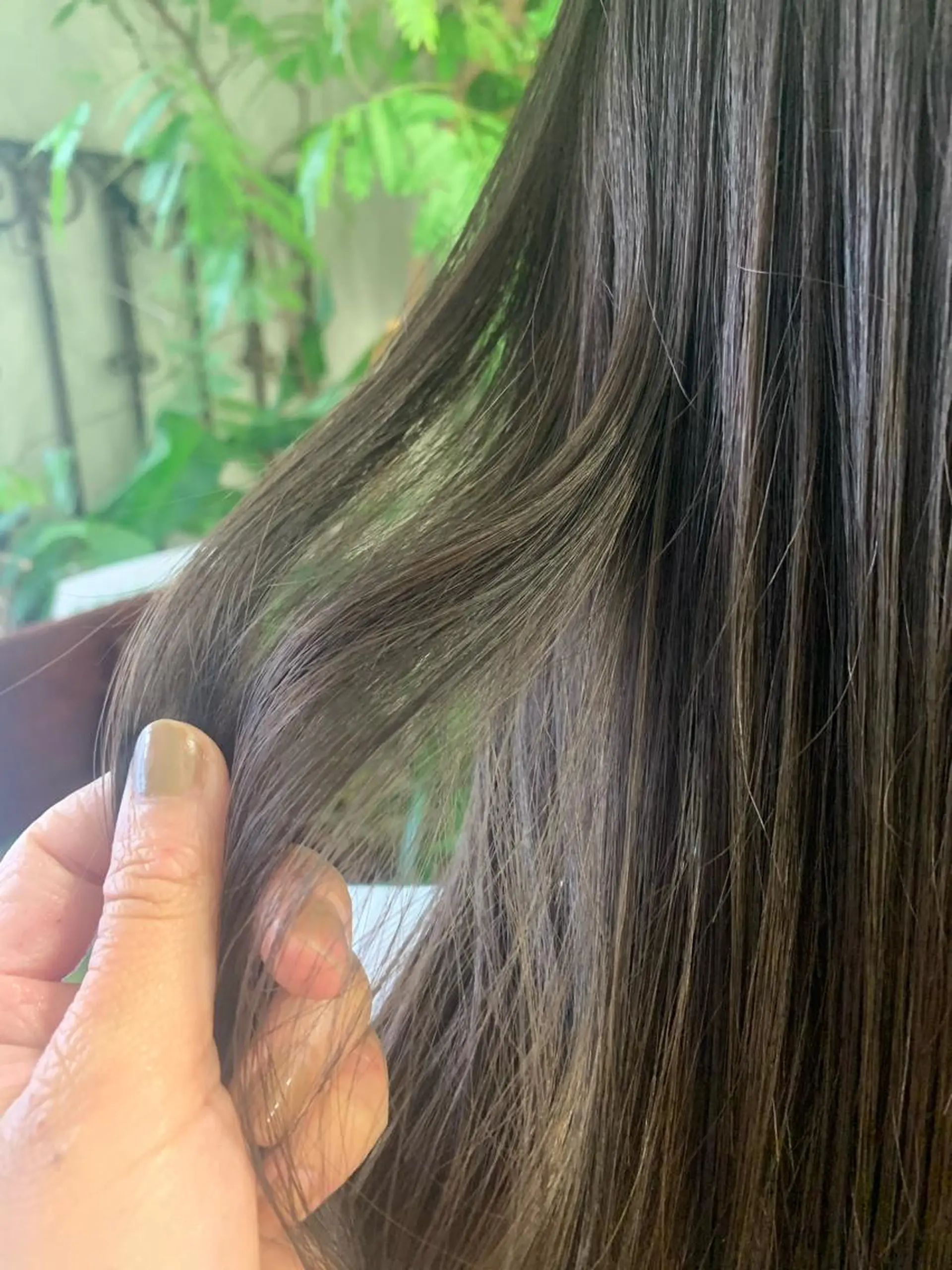 ミディアム カラー ダークグレー ダークグレージュ グレージュ ボブ/顔まわりカット 💫大澤奈緒美のヘアスタイル