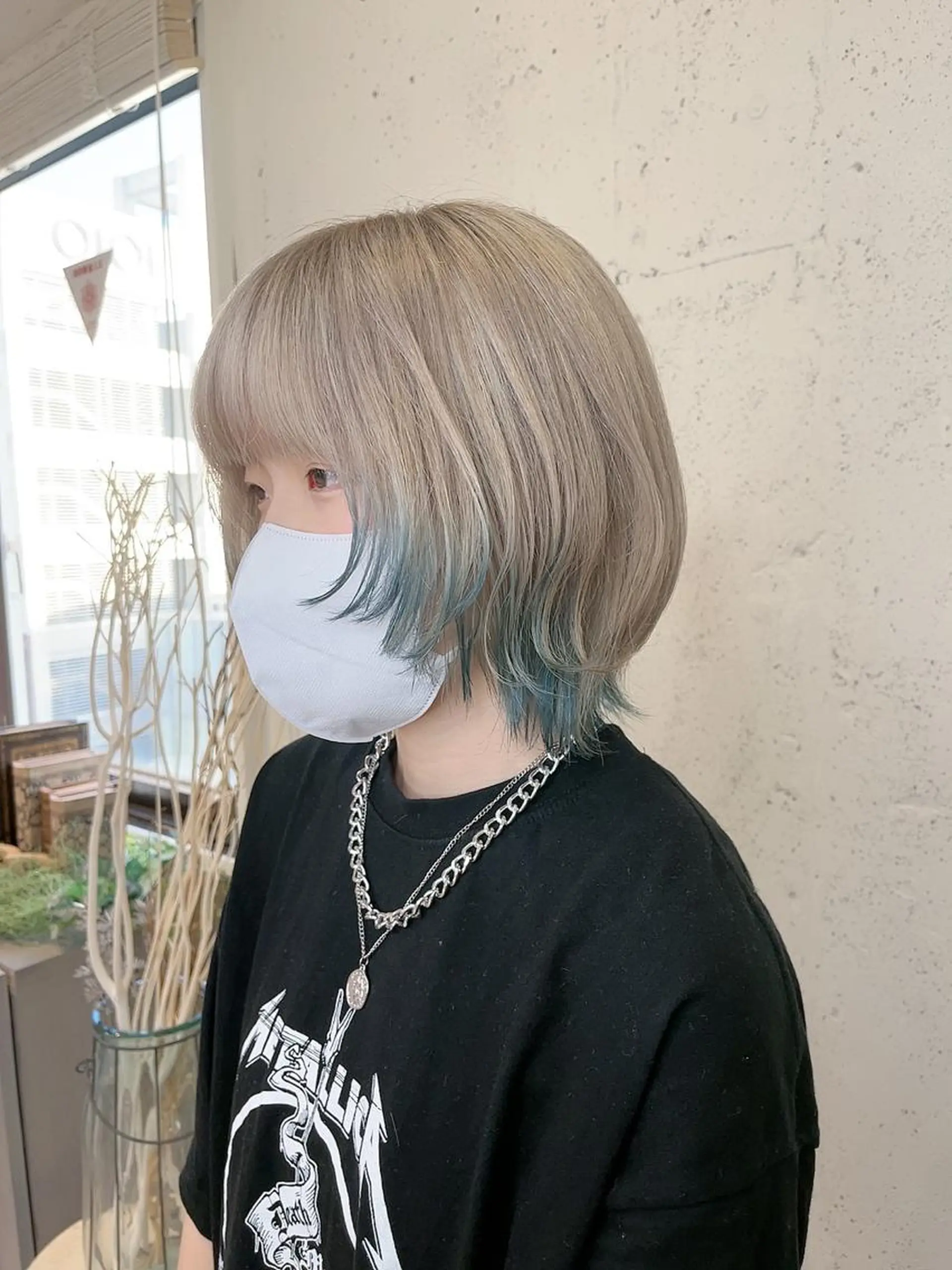 ショート カラー カット ヘアカラー 透明感ハイトーン🦄 キラ🌈のヘアスタイル