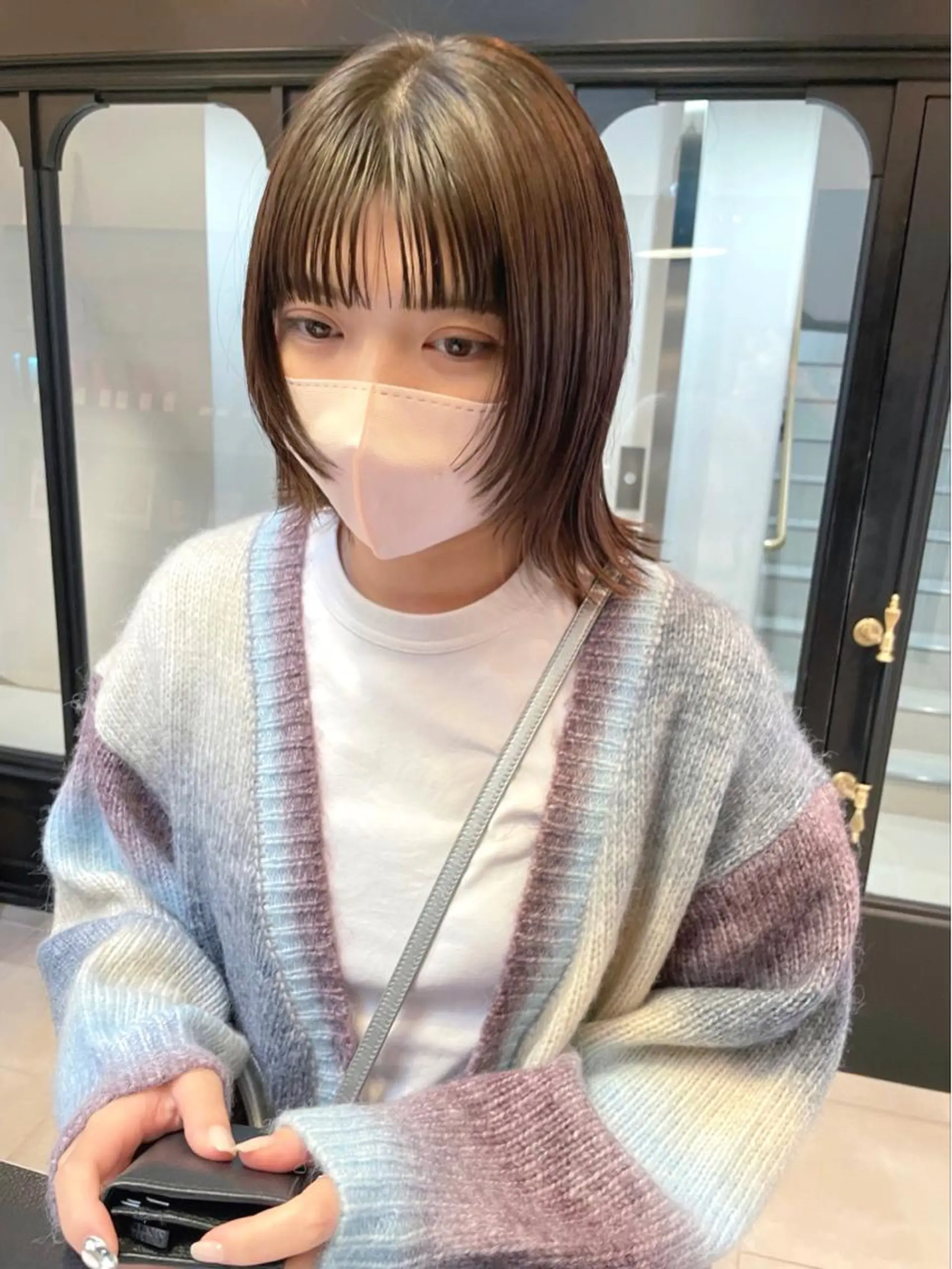 ミディアム 中澤 美緒のヘアスタイル