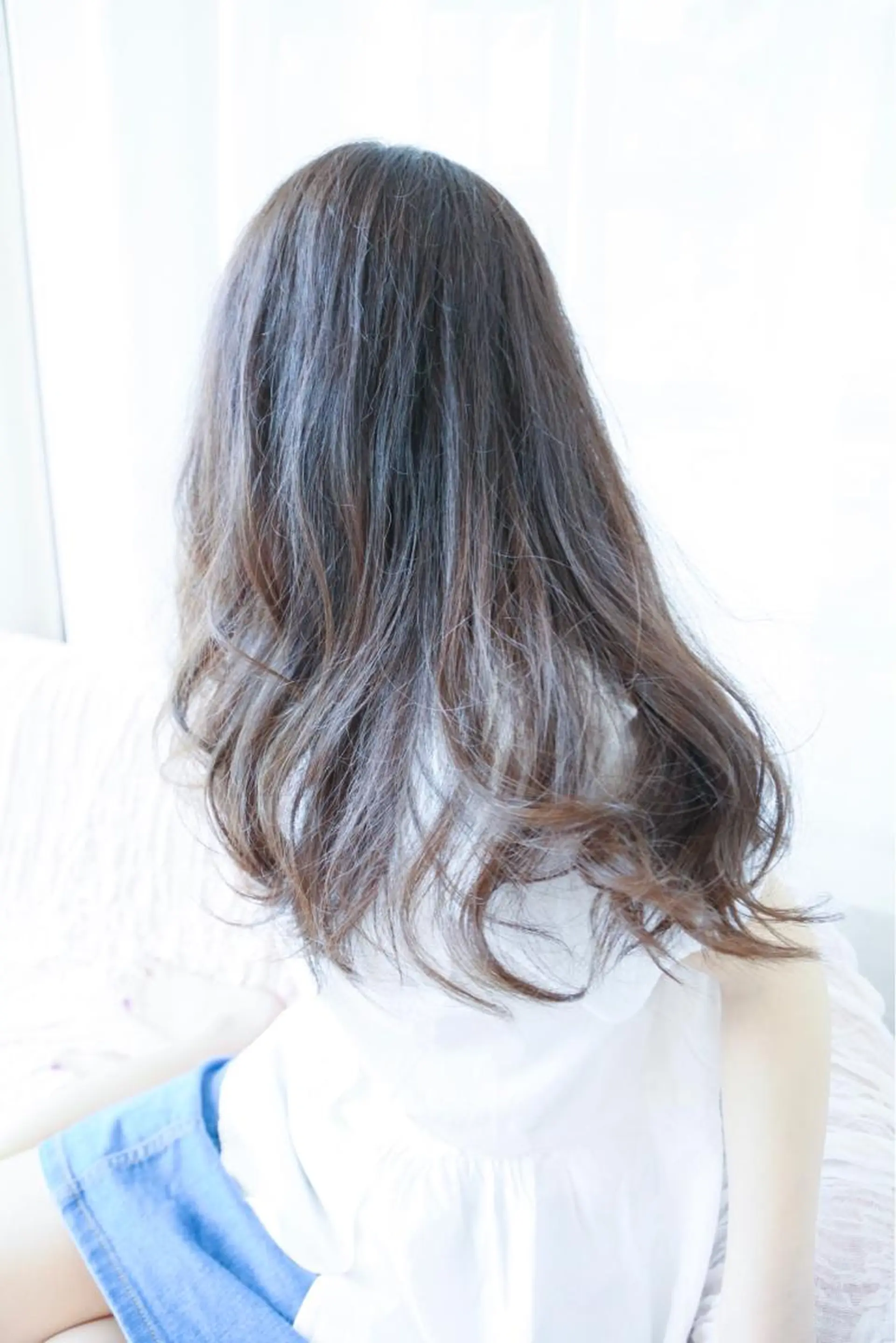 ロング 森 宇旦のヘアスタイル