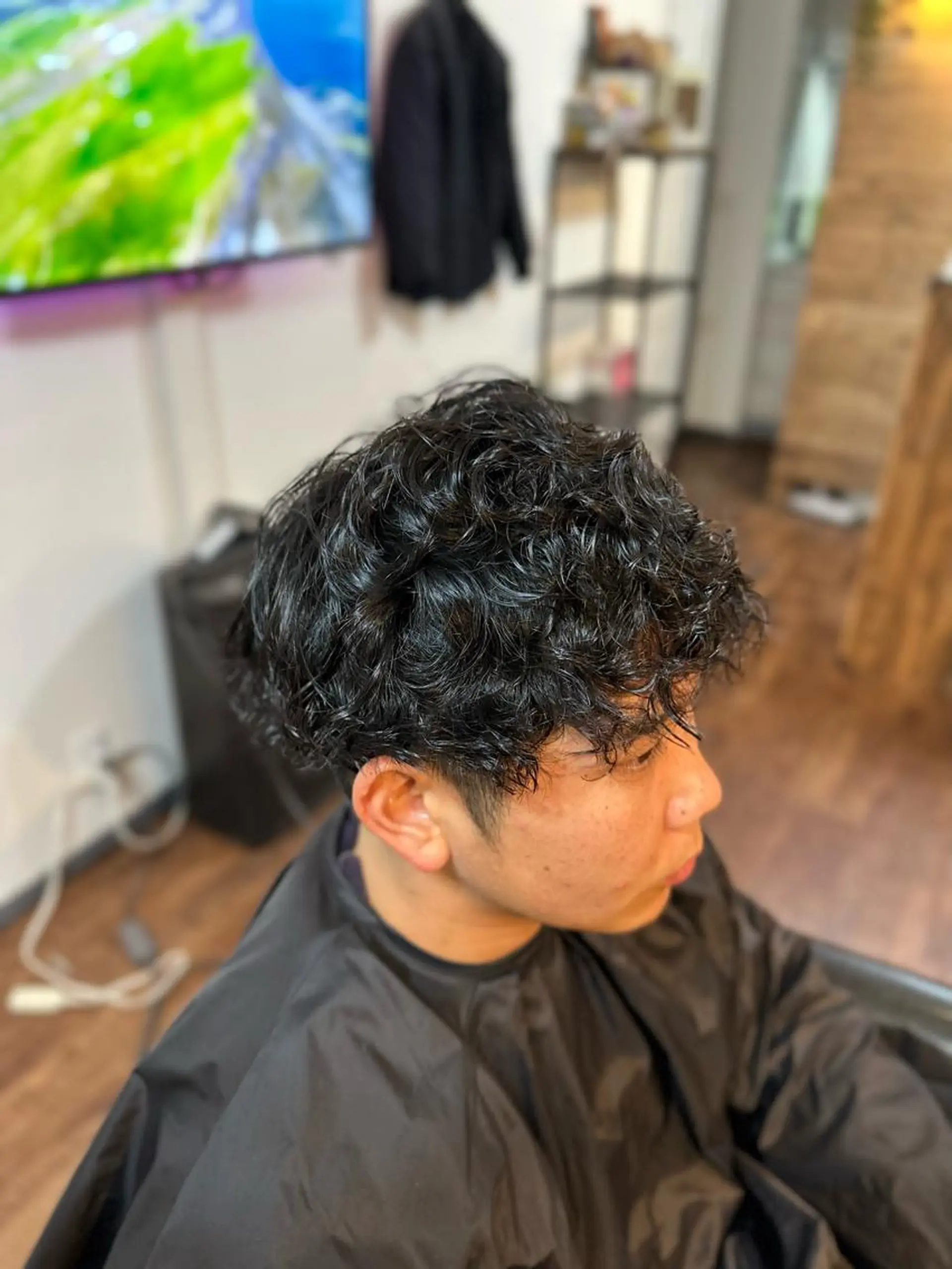 ミディアム パーマ メンズ カット パーマ トリートメント Luzir⭐︎ GEN⭐︎のヘアスタイル