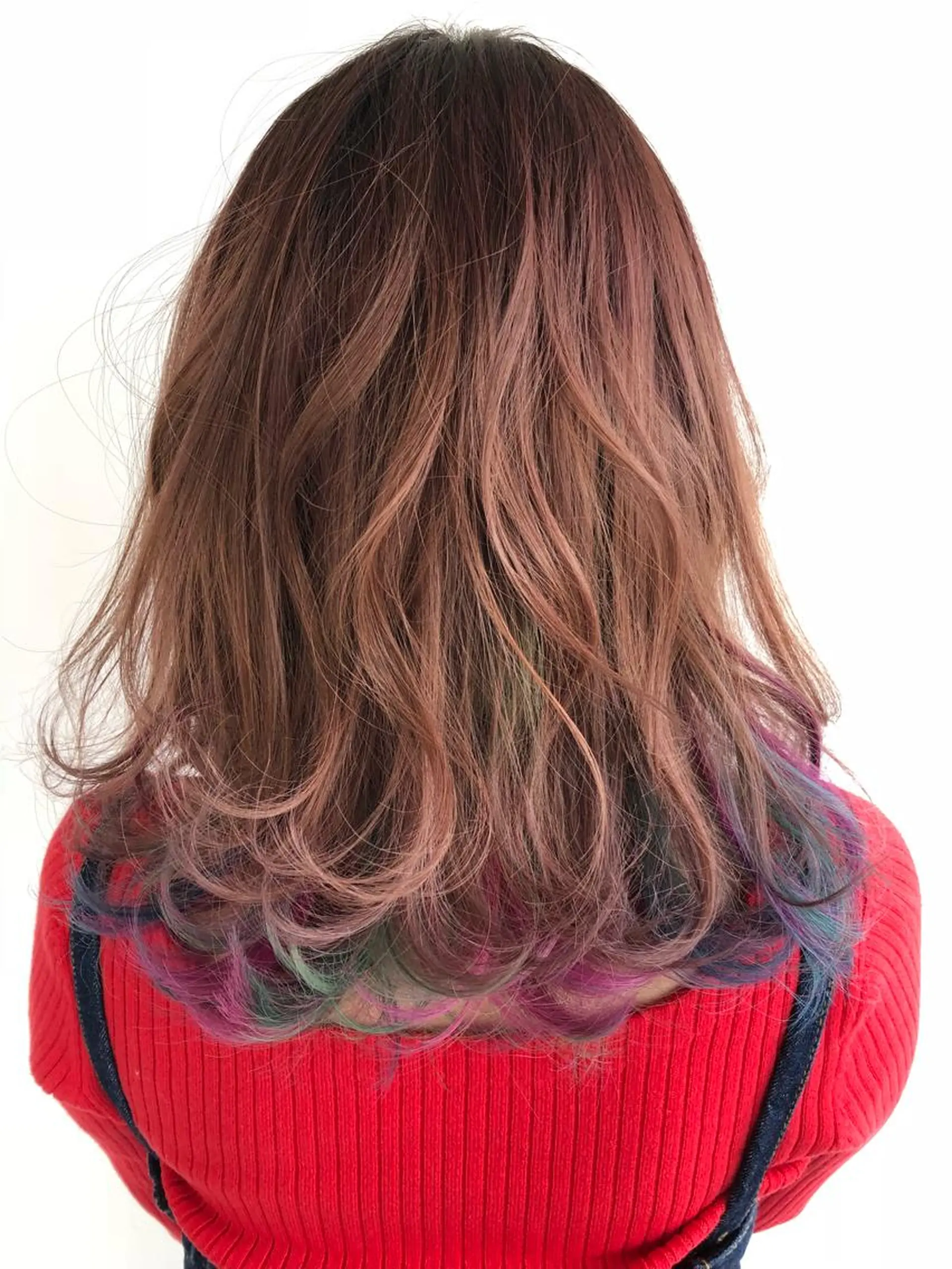 ミディアム 松浦 圭希のヘアスタイル