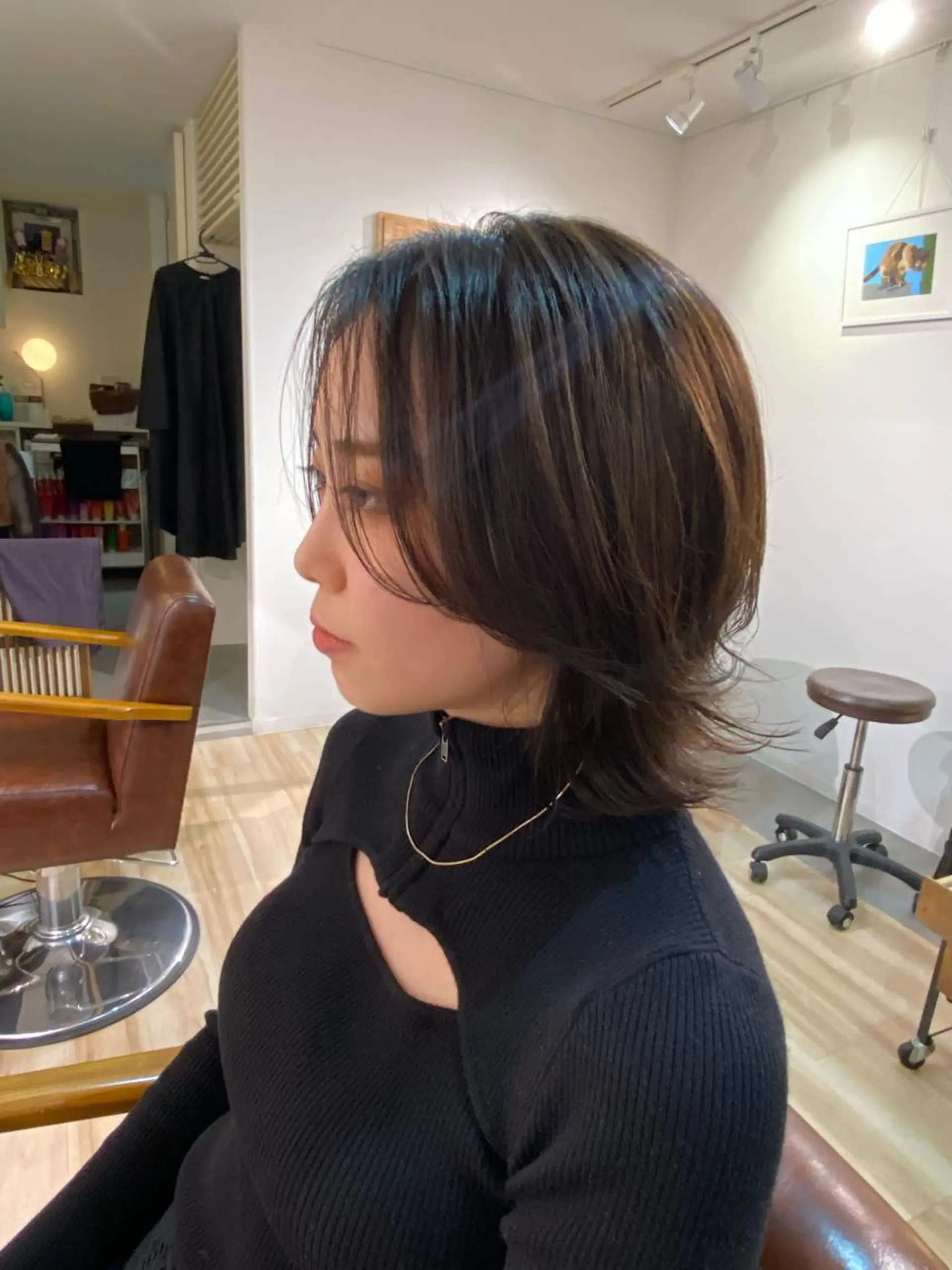 ミディアム カラー ブラウンカラー ヘアカラー トリートメント 艶カラー、パーマ 祥一朗 WAWAのヘアスタイル