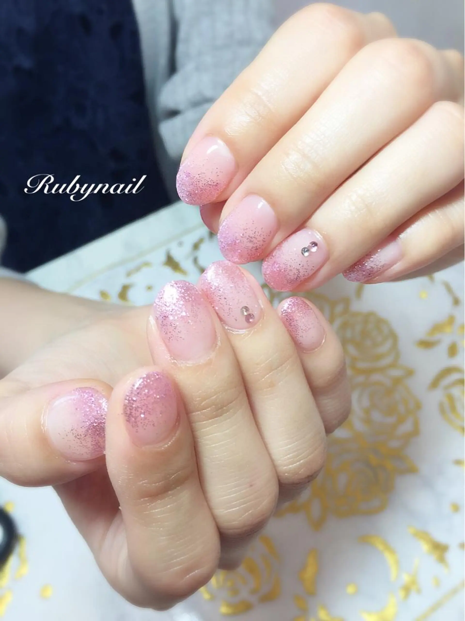 ネイル グラデーション ラメ(グリッター) ラメグラデーション ピンク ハンドネイル Rubynail所属・プライベートサロン Rubynailのネイルデザイン
