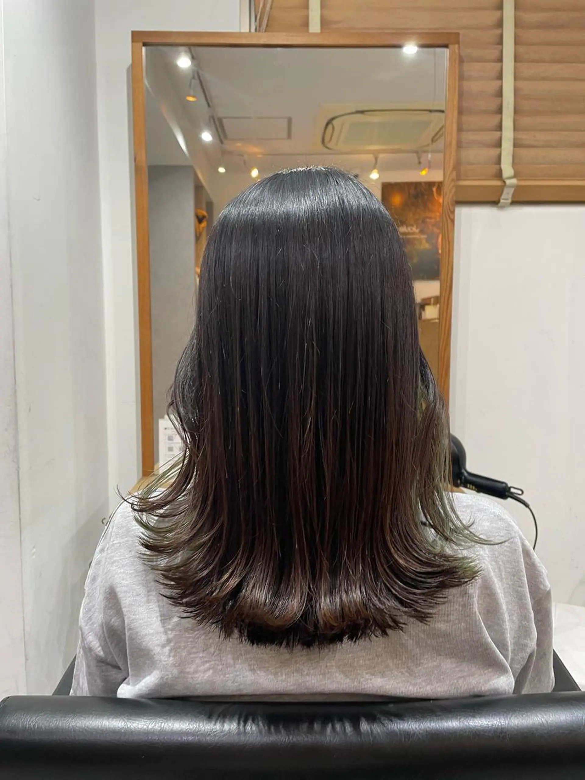 ミディアム 🐬脱白髪染めカラー 清水大世🐬のヘアスタイル