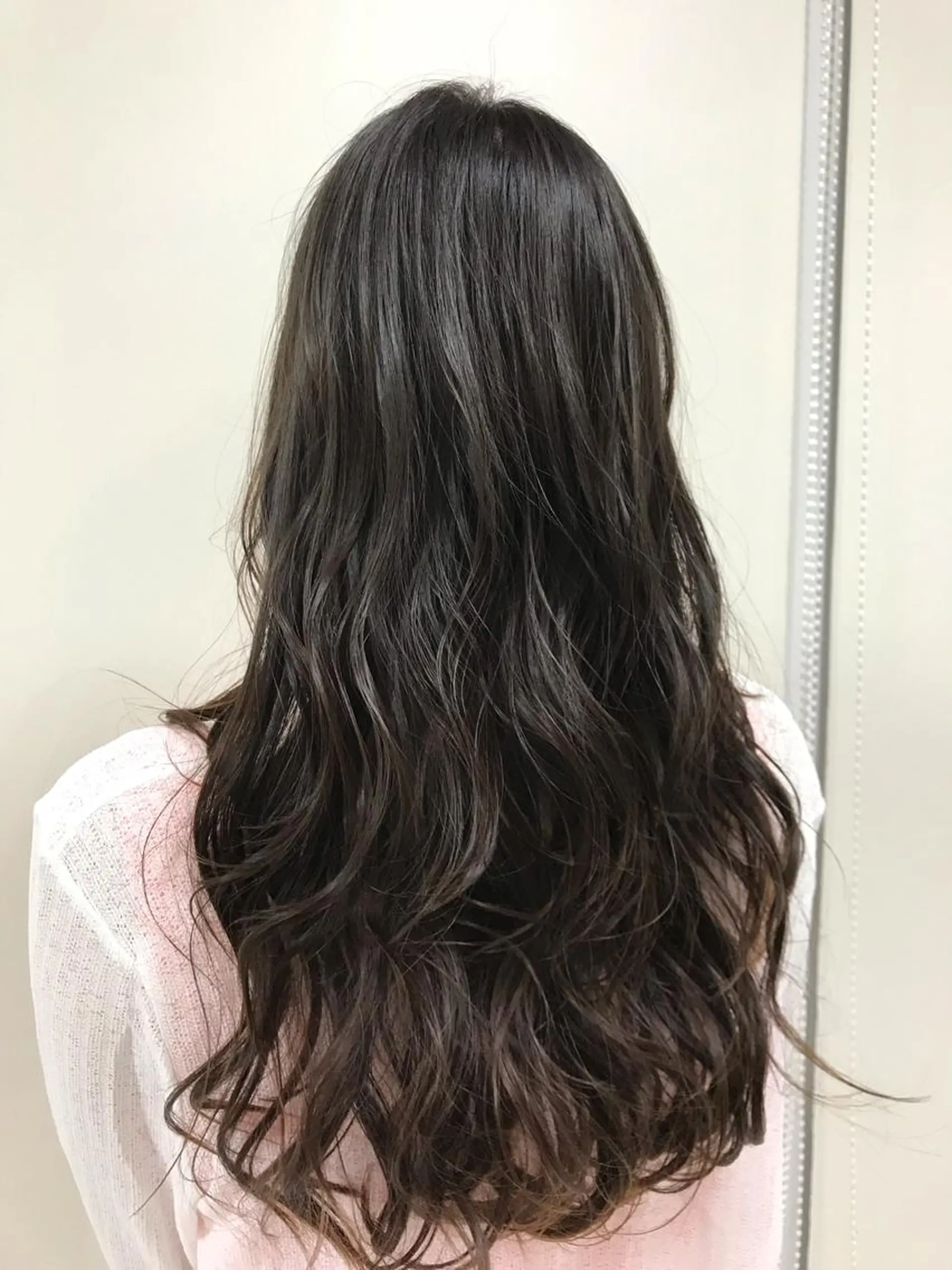 ロング 大石 さやかのヘアスタイル