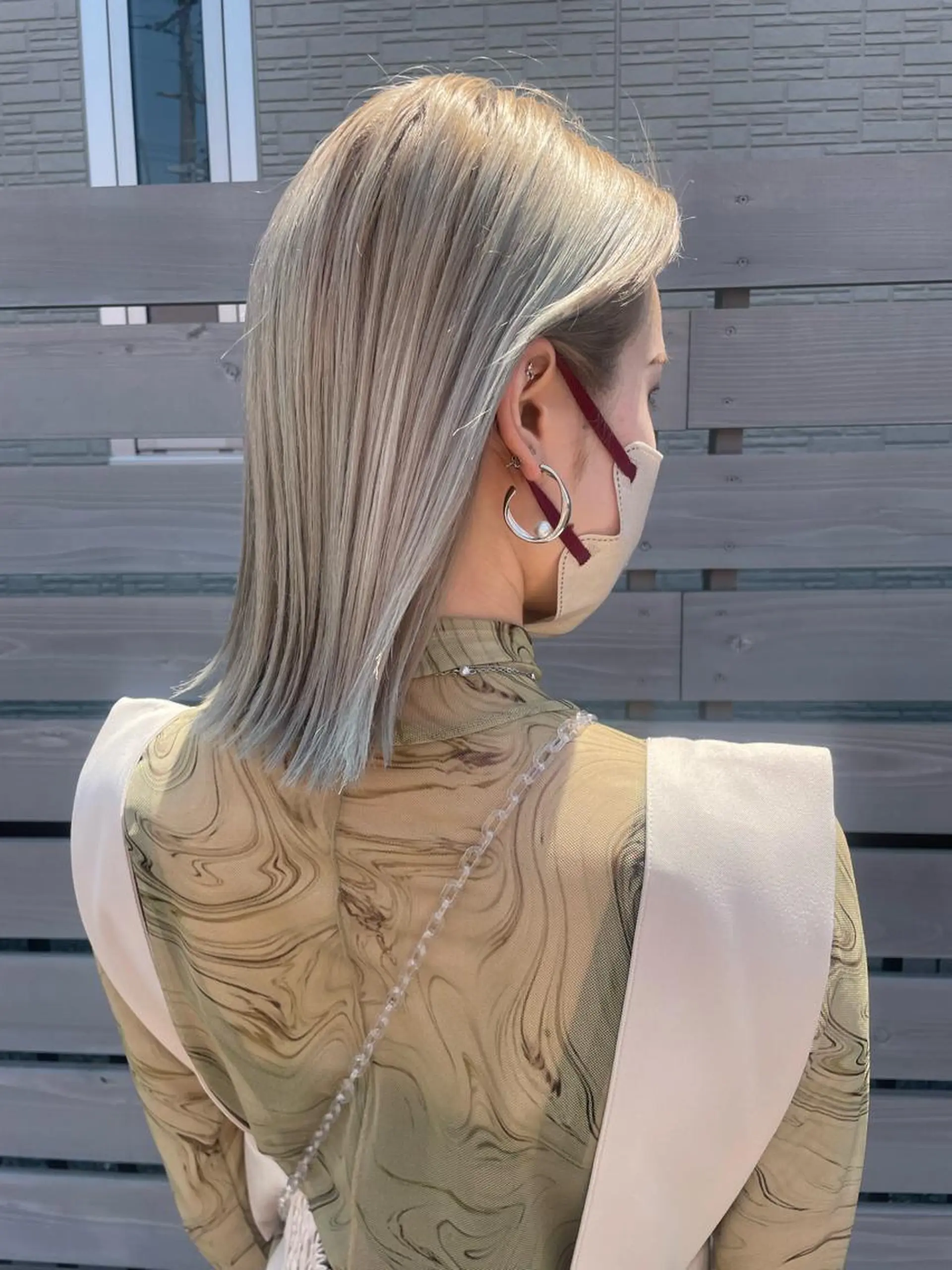 ミディアム カラー バレイヤージュ ブリーチ ケアブリーチ 透明感カラー デザインカラー 💙ルル💙 ハイトーン/レイヤーのヘアスタイル