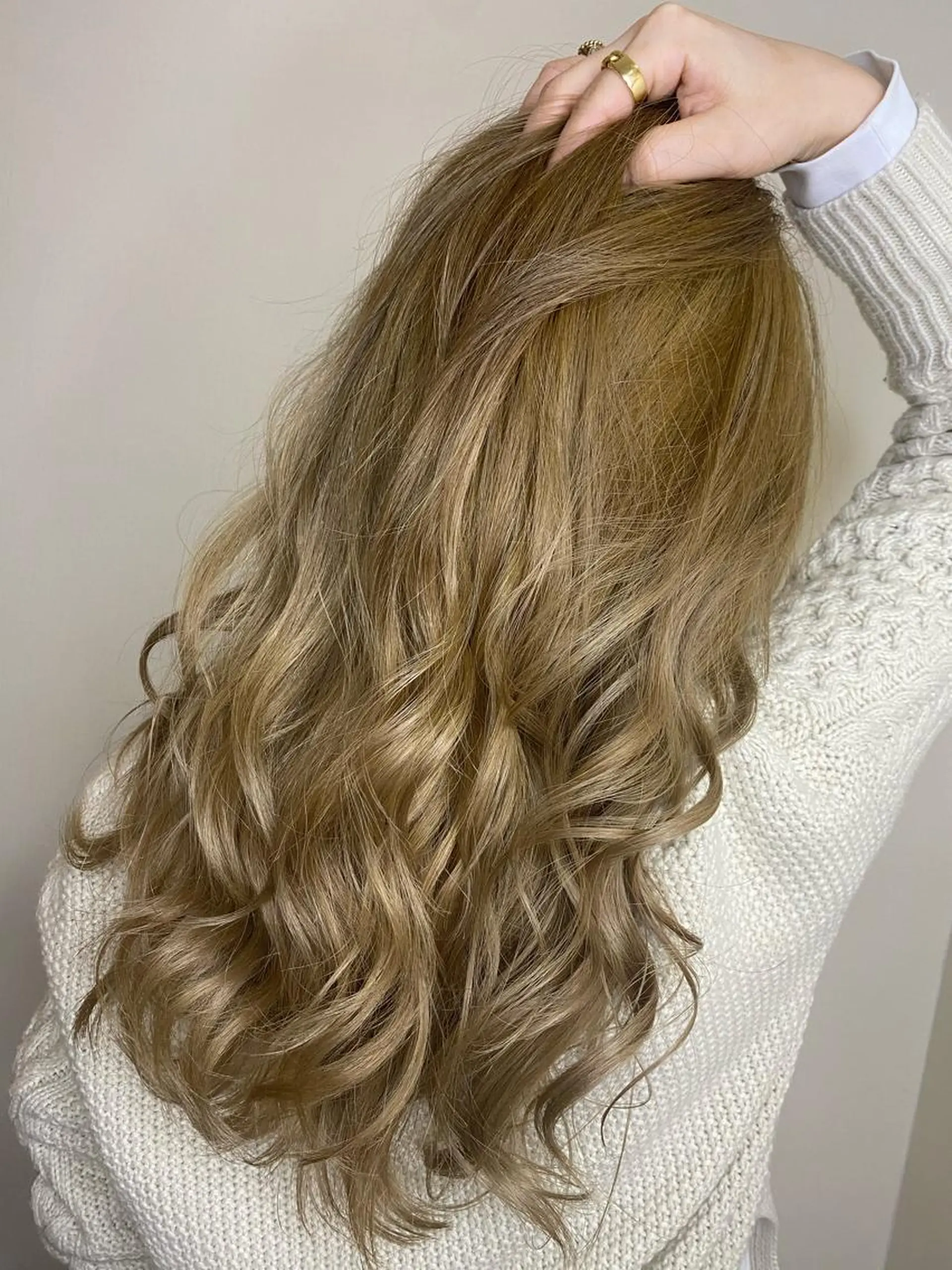 ロング カラー ベージュカラー ブリーチ ブロンド ロング ヘアカラー 塩谷黎✨ブリーチ無W カラーメンズパーマ✨のヘアスタイル