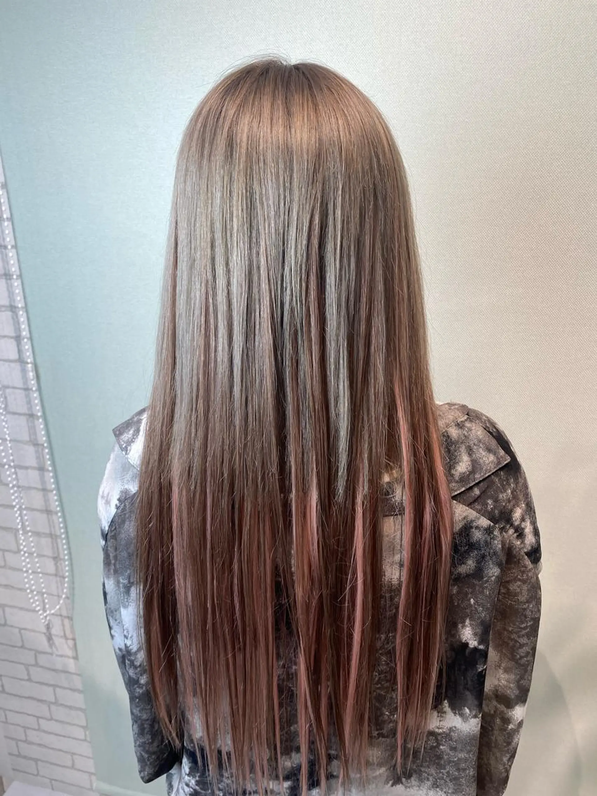 セミロング シールエクステ エクステ カット ヘアカラー 縮毛矯正 河上 雅俊のヘアスタイル