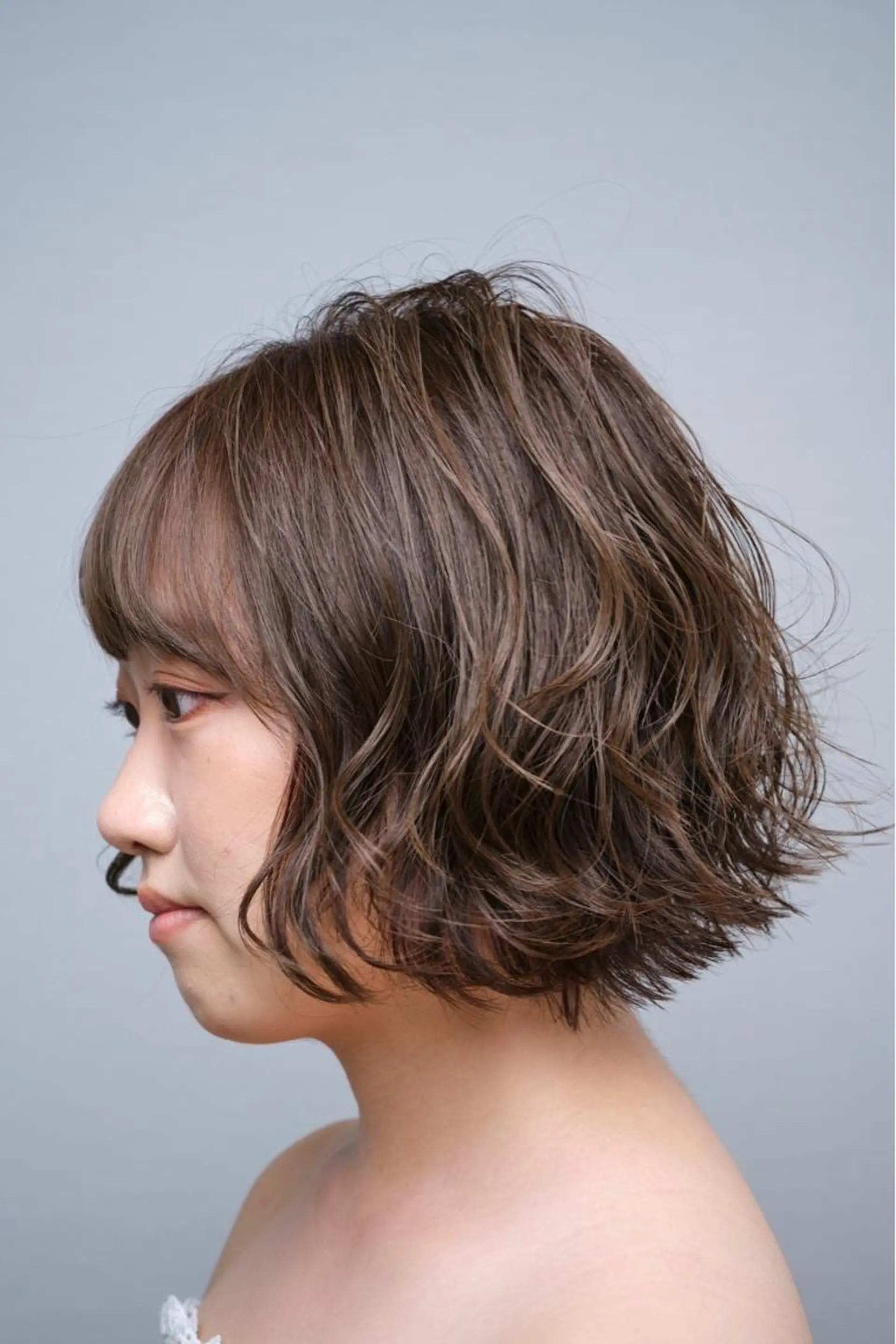ショート カラー カット 縮毛矯正 岩崎 裕司のヘアスタイル