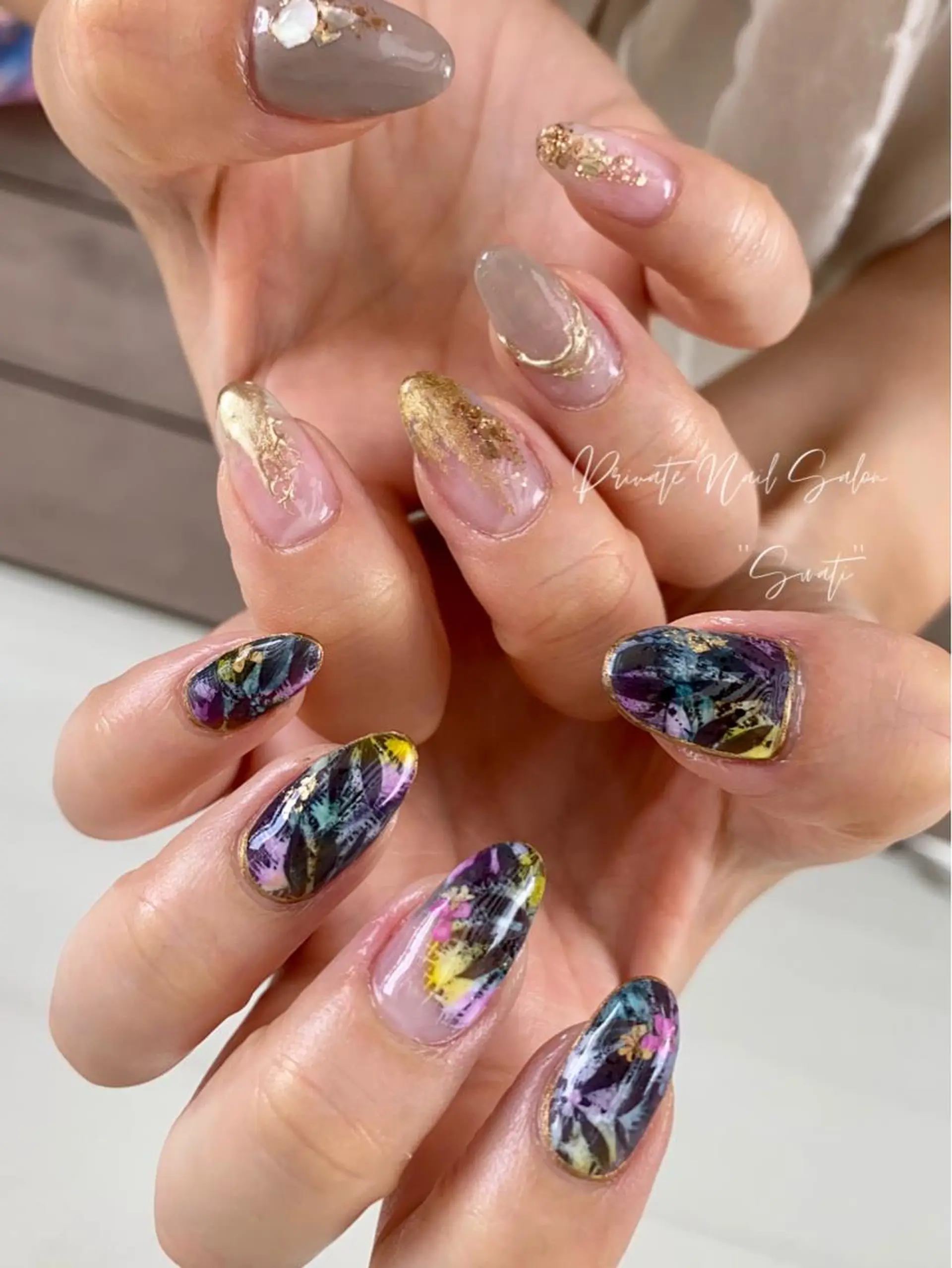 ネイル アートネイル ニュアンスネイル オフィスネイル 夏ネイル yuko （ネイリスト）のネイルデザイン