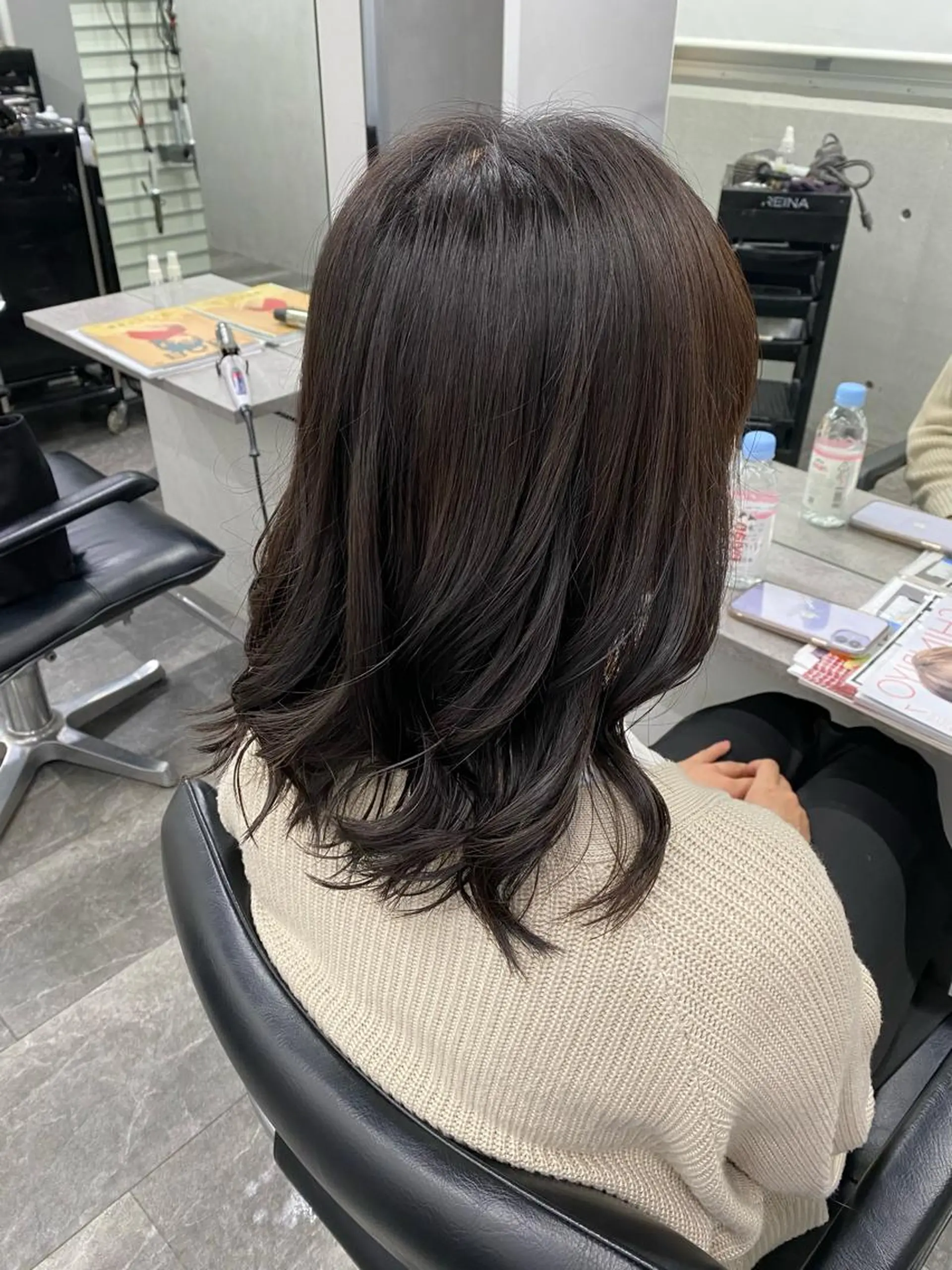 ミディアム カラー ヘアアレンジ BONIA by HEADLIGHT 大阪梅田店【ボニア バイ ヘッドライト】所属・綾/似合わせcut うめだの隠れ家サロンのヘアスタイル