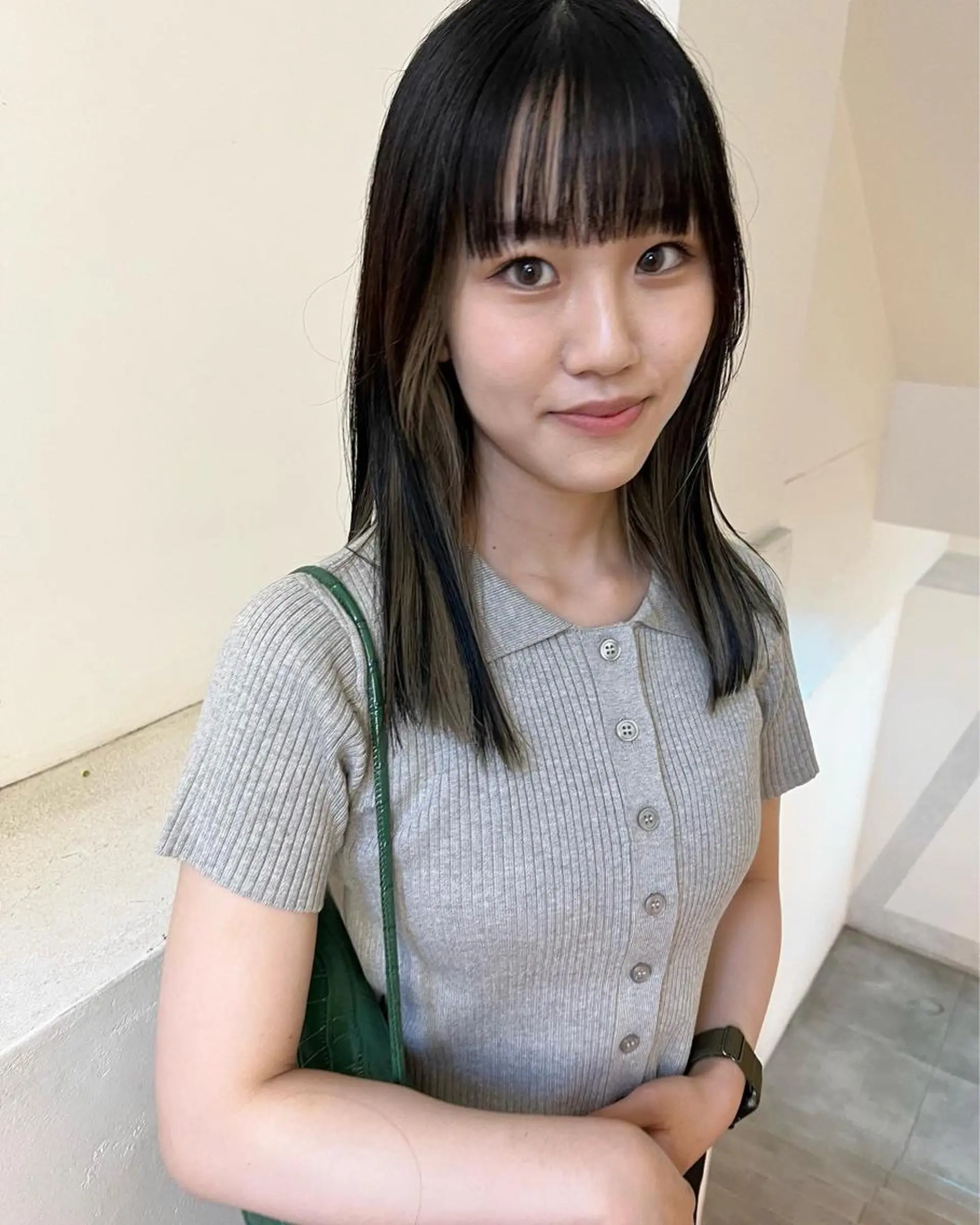 セミロング カラー ハイトーンカラー 顔周りカット/透明感 カラー✂️MEIのヘアスタイル