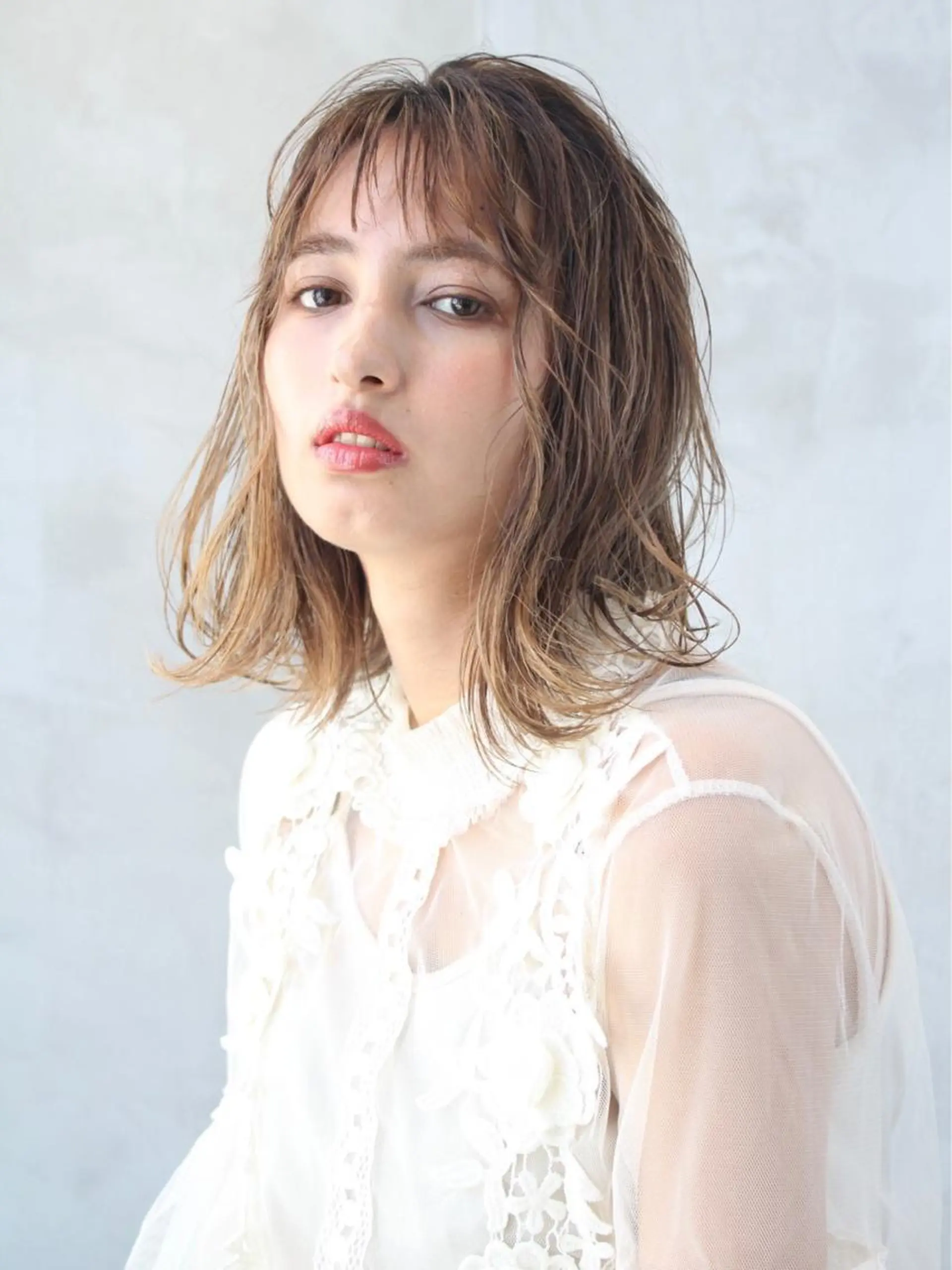 ミディアム カラー 🉐レイヤー/塩見 弘樹🉐渋谷のヘアスタイル