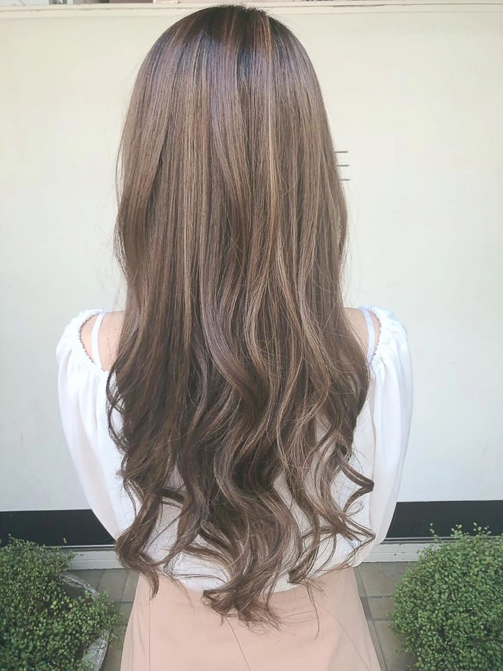 ロング 早稲田 千尋のヘアスタイル