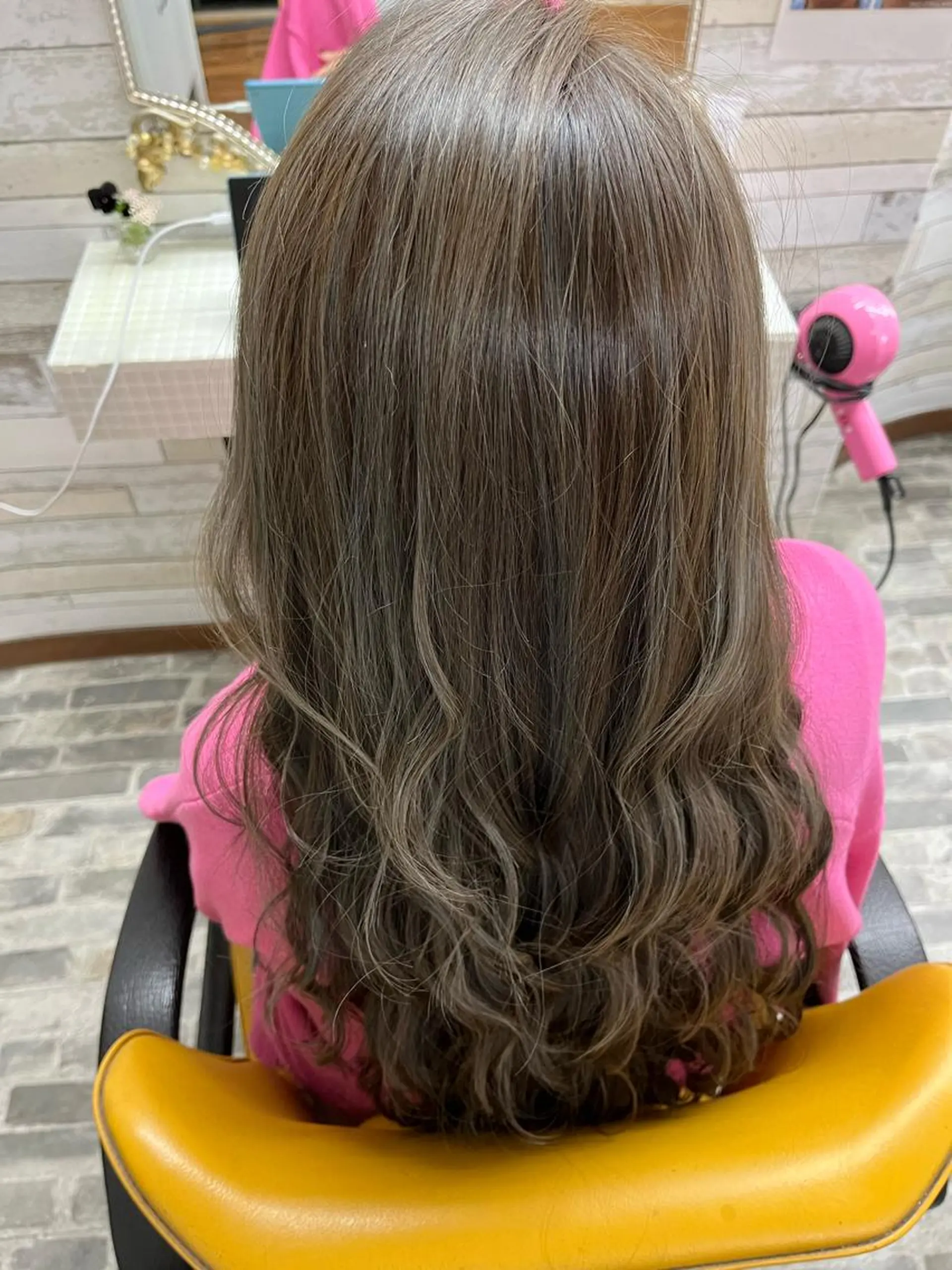 ロング カラー イルミナカラー 髪質改善 トリートメント 大坪 拓斗のヘアスタイル