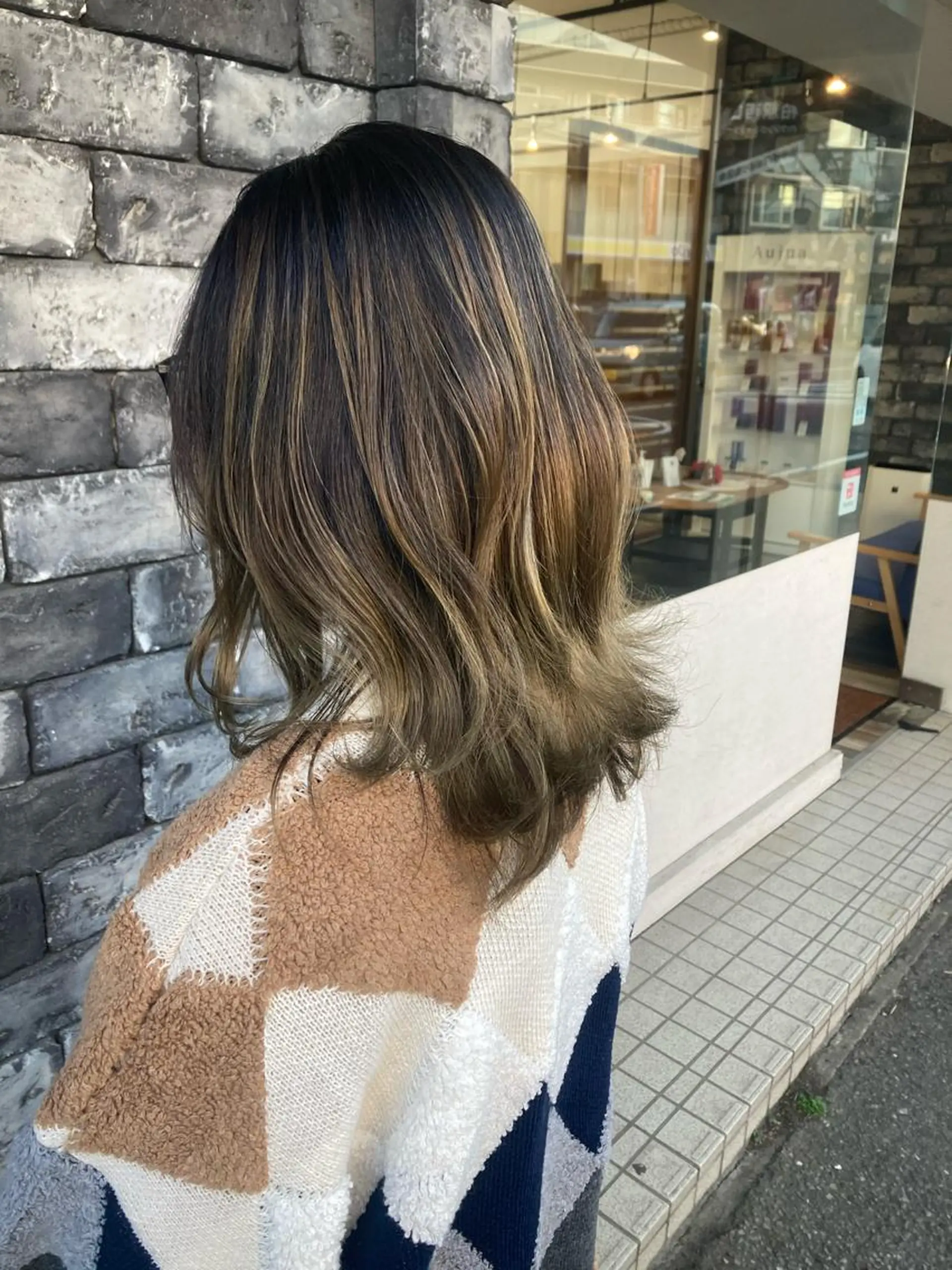 セミロング カラー ヘアカラー トリートメント ヘアセット ✂️似合わせの魔術師 石田一樹✂️のヘアスタイル